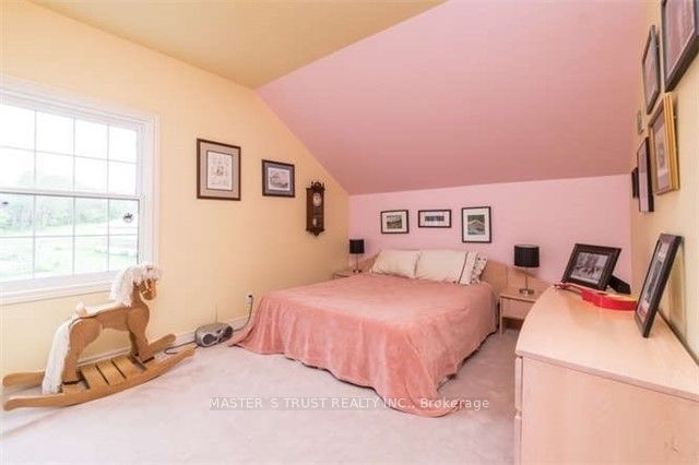 3563 Vandorf Side Road Property Photo 16