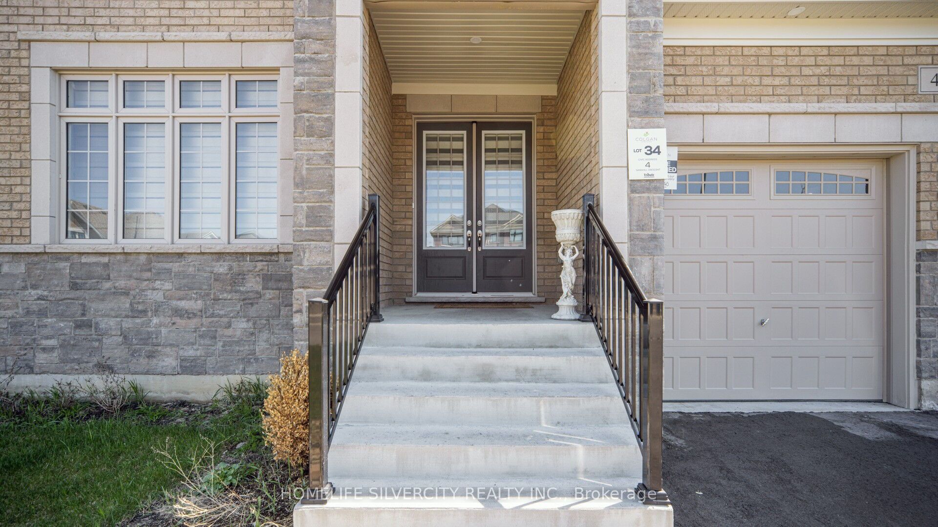4 Sandhill Crescent Property Photo 7