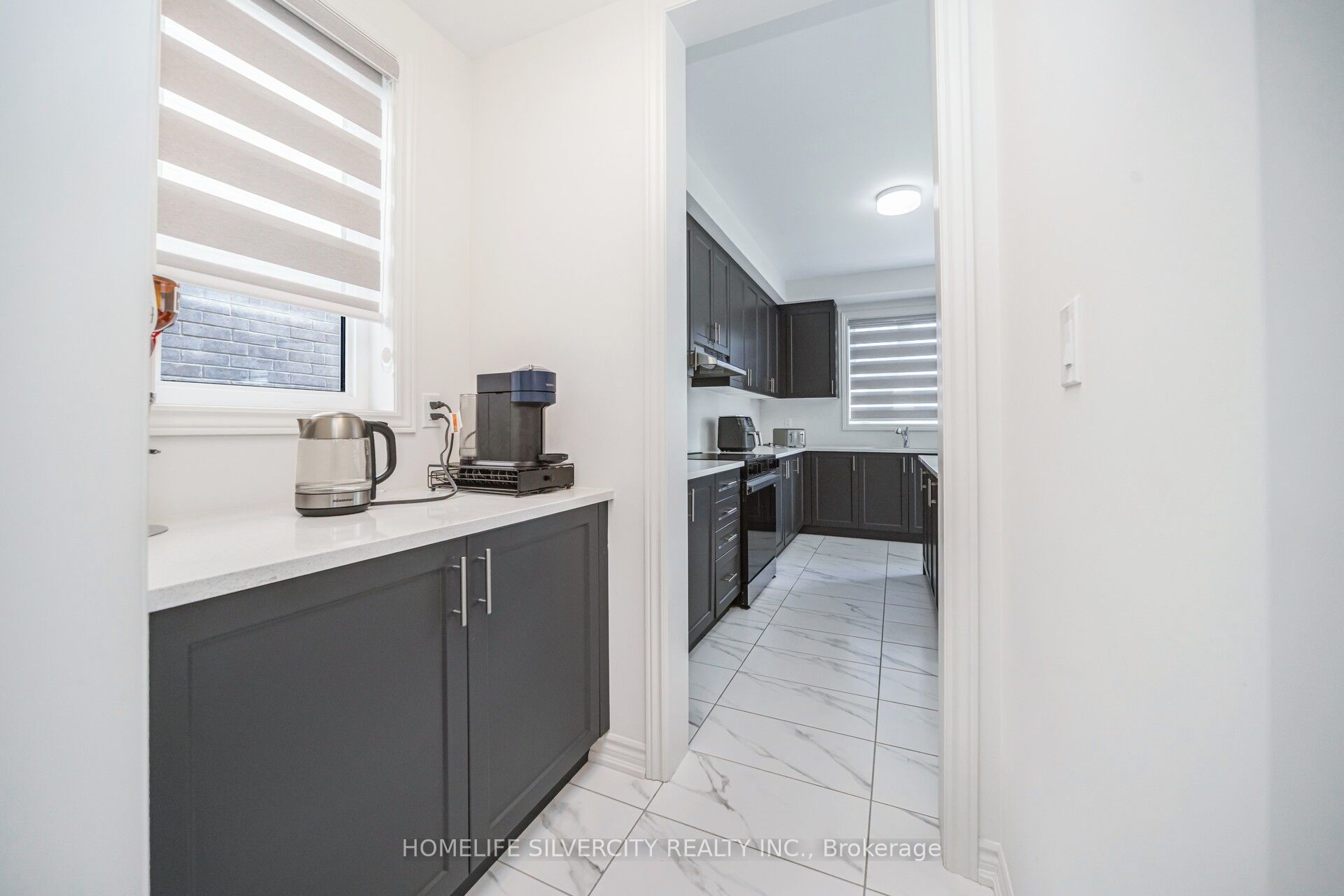4 Sandhill Crescent Property Photo 15