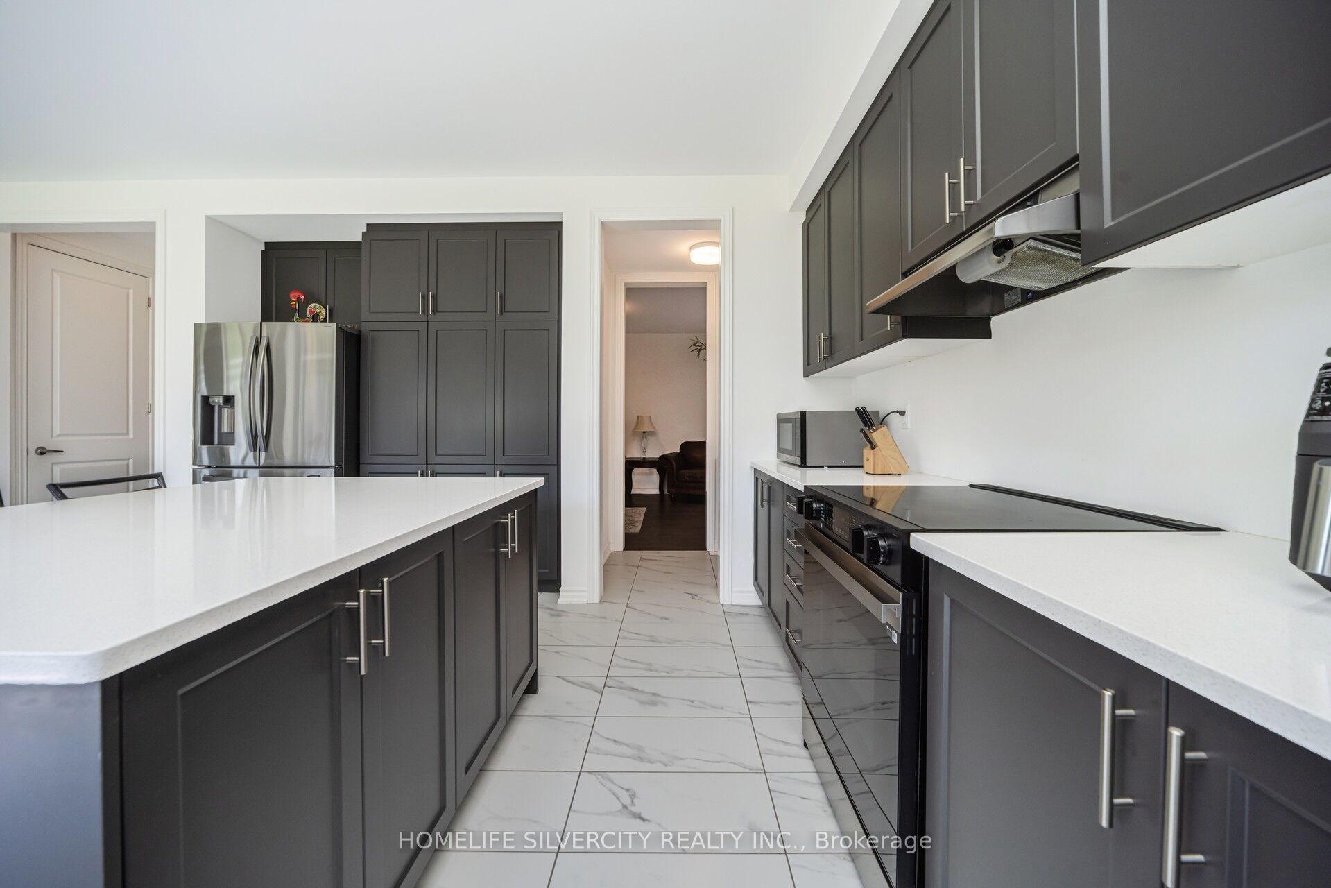 4 Sandhill Crescent Property Photo 19