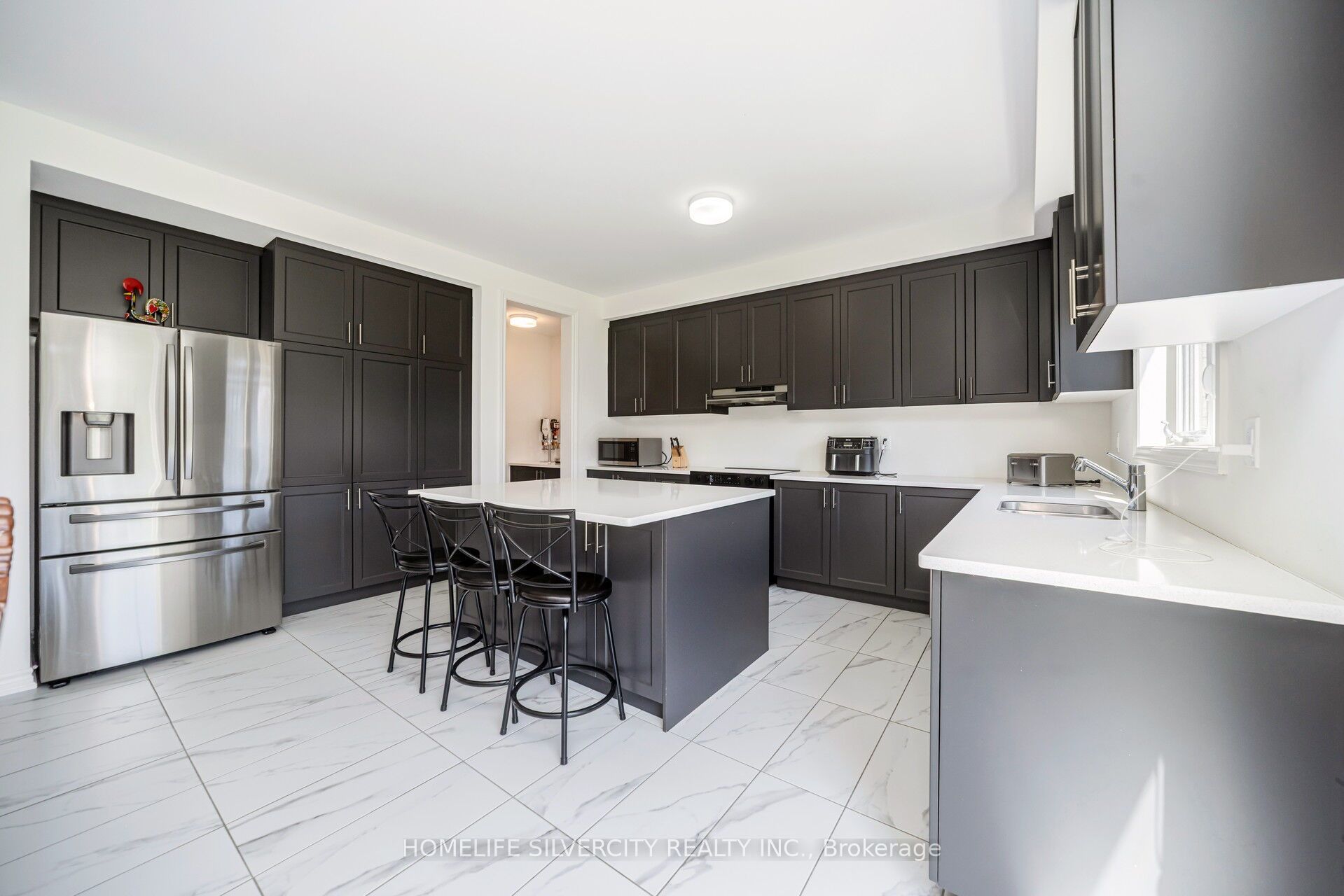 4 Sandhill Crescent Property Photo 20