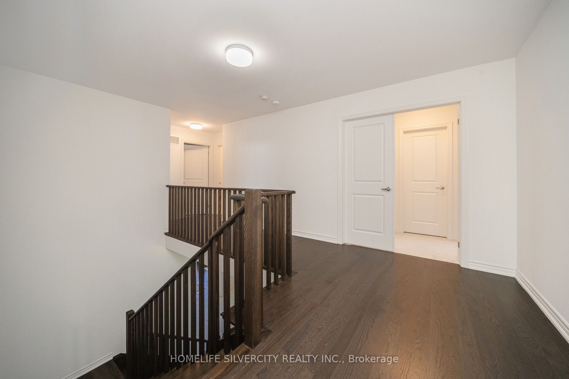 4 Sandhill Crescent Property Photo 29