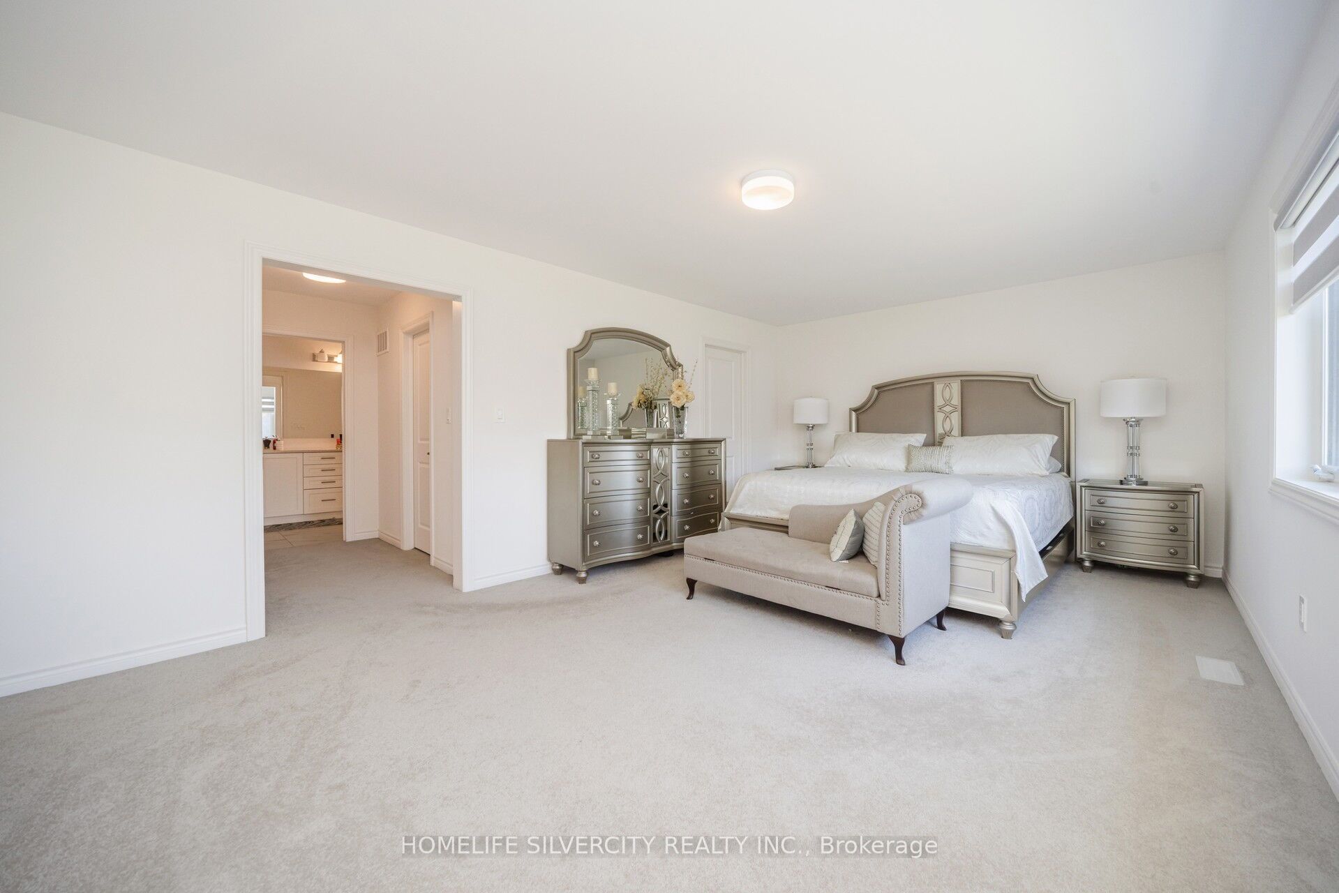 4 Sandhill Crescent Property Photo 33