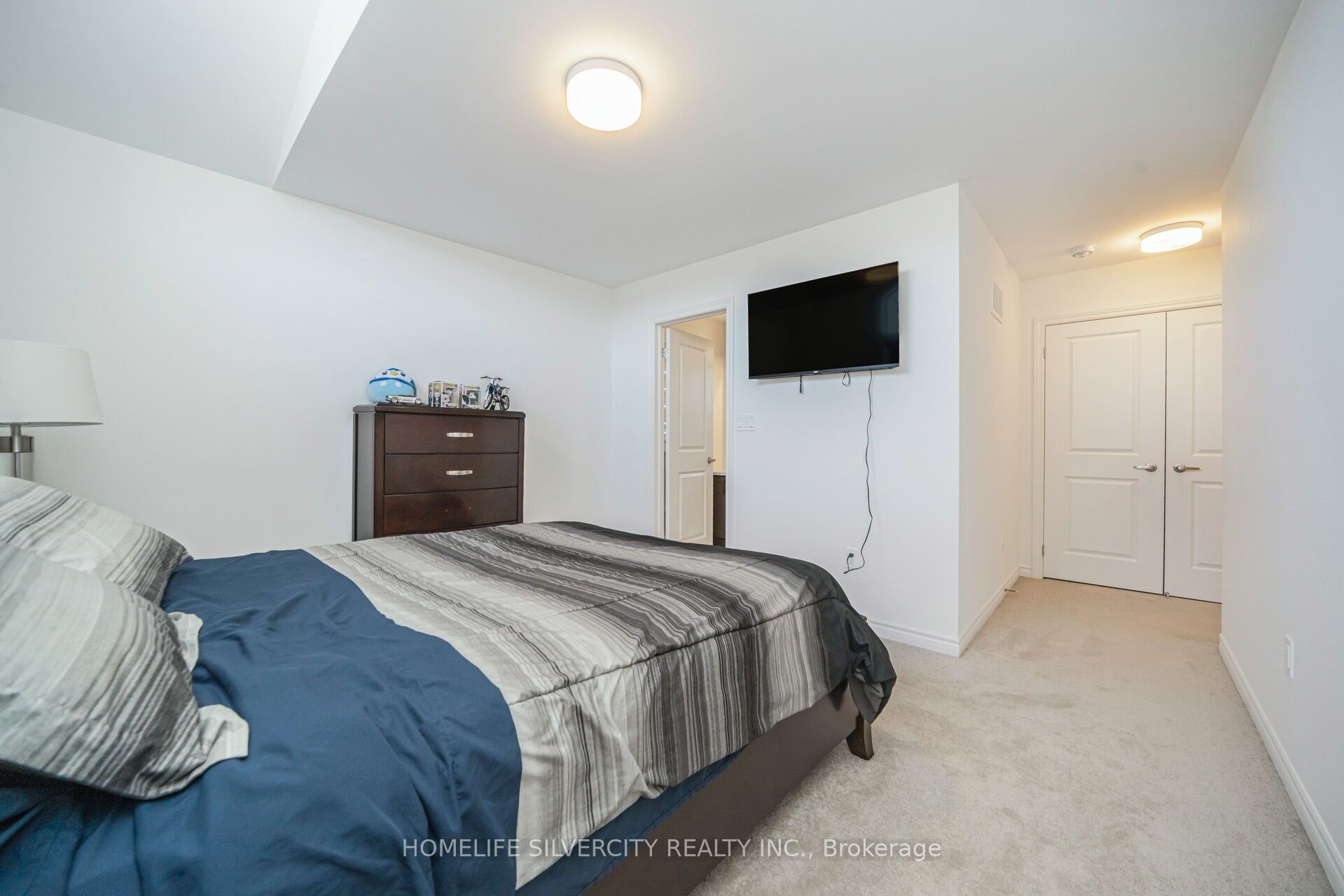 4 Sandhill Crescent Property Photo 45