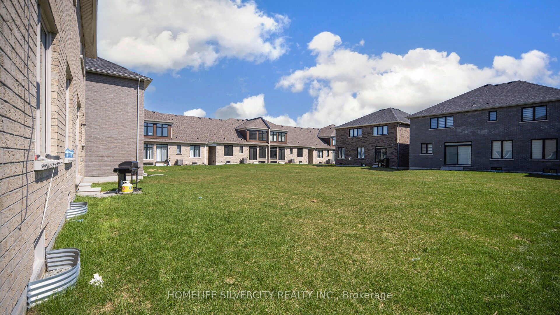 4 Sandhill Crescent Property Photo 49