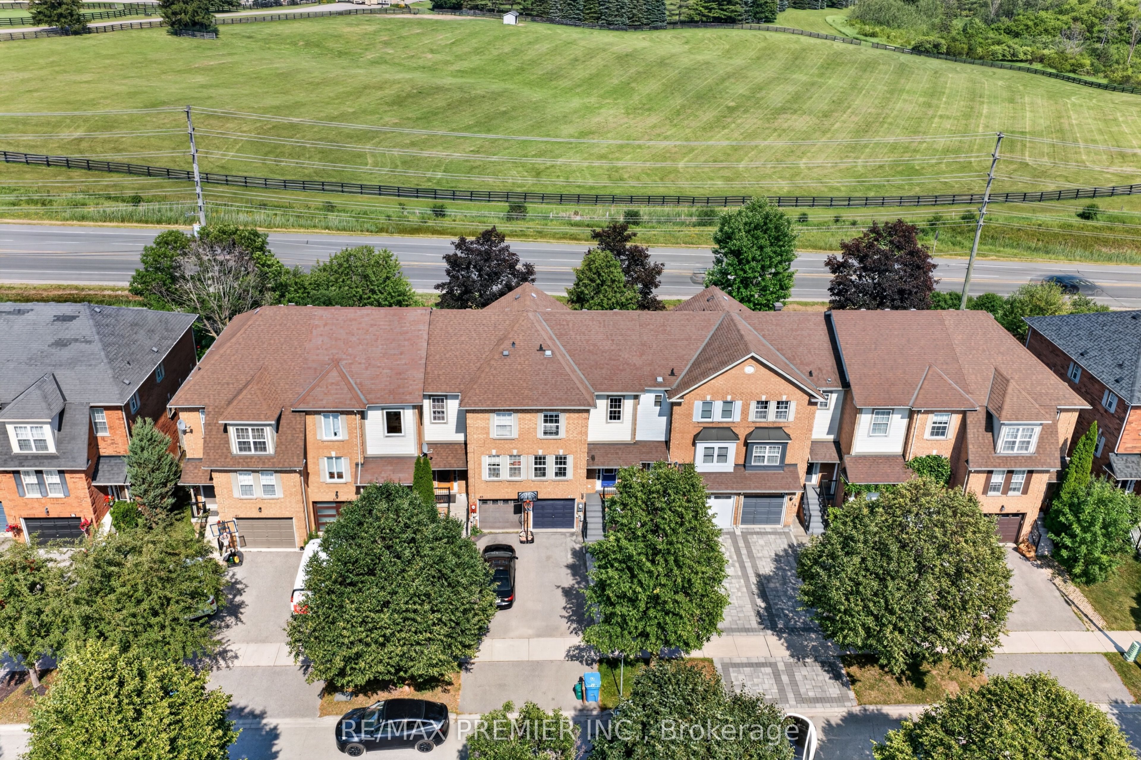 47 Milloy Place Property Photo 2