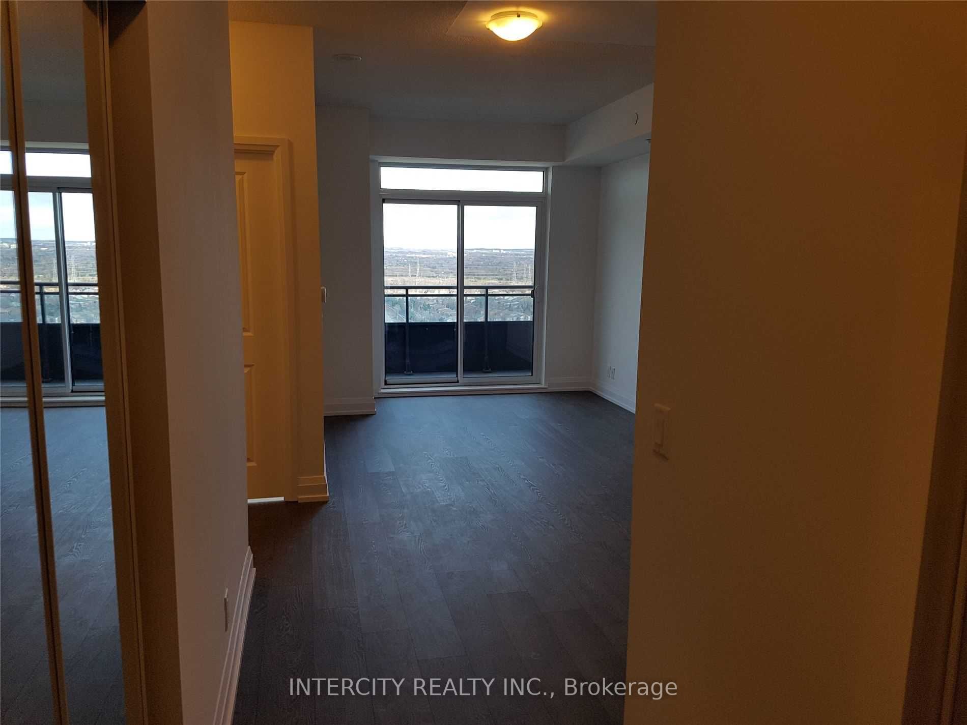 7890 Bathurst Street 2011 Property Photo 2