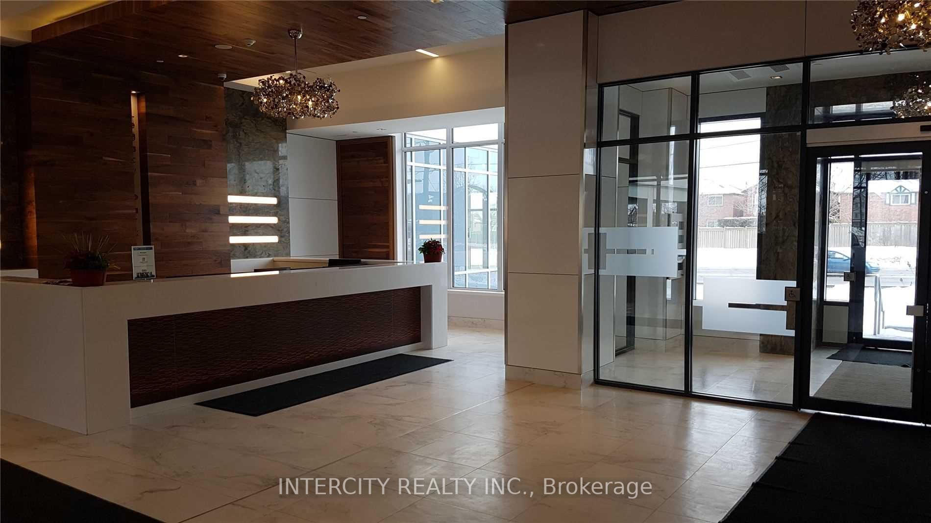 7890 Bathurst Street 2011 Property Photo 6