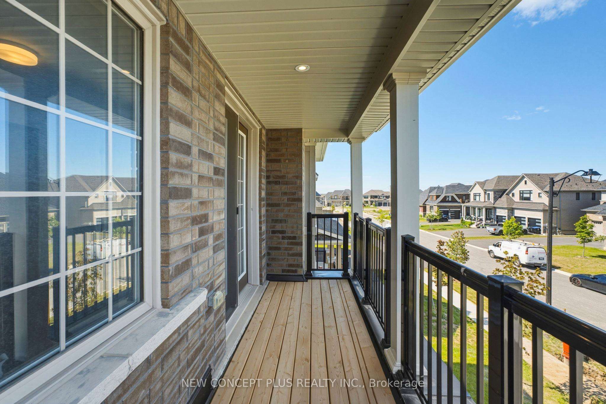 24 Twinleaf Crescent Property Photo 3