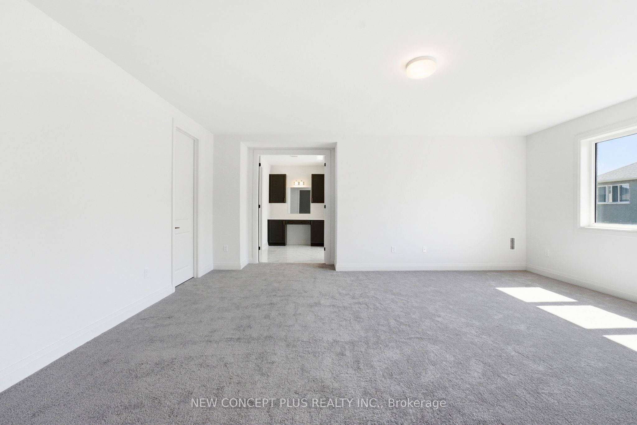 24 Twinleaf Crescent Property Photo 12