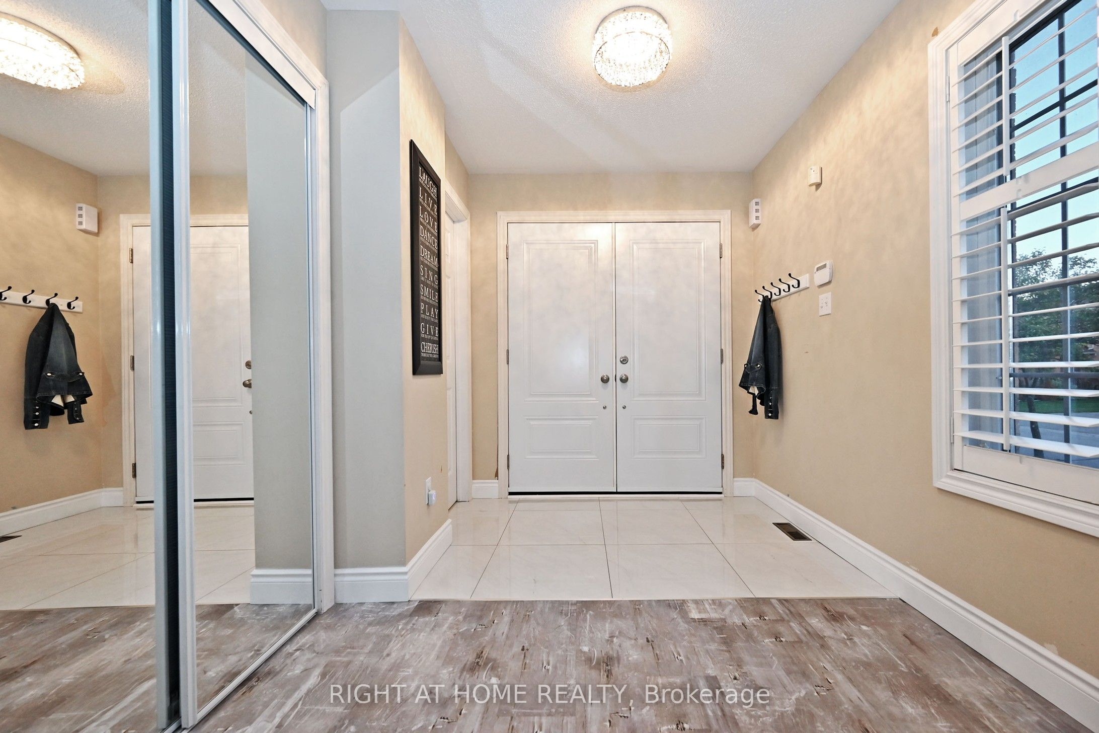 73 Bloomgate Crescent Property Photo 5