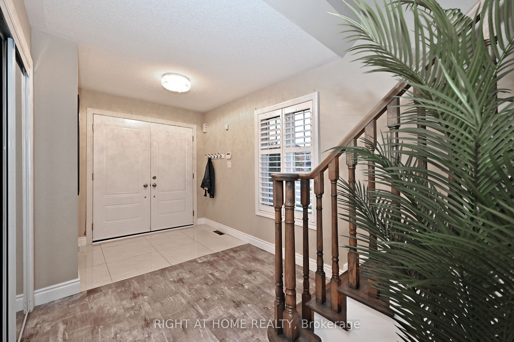 73 Bloomgate Crescent Property Photo 7