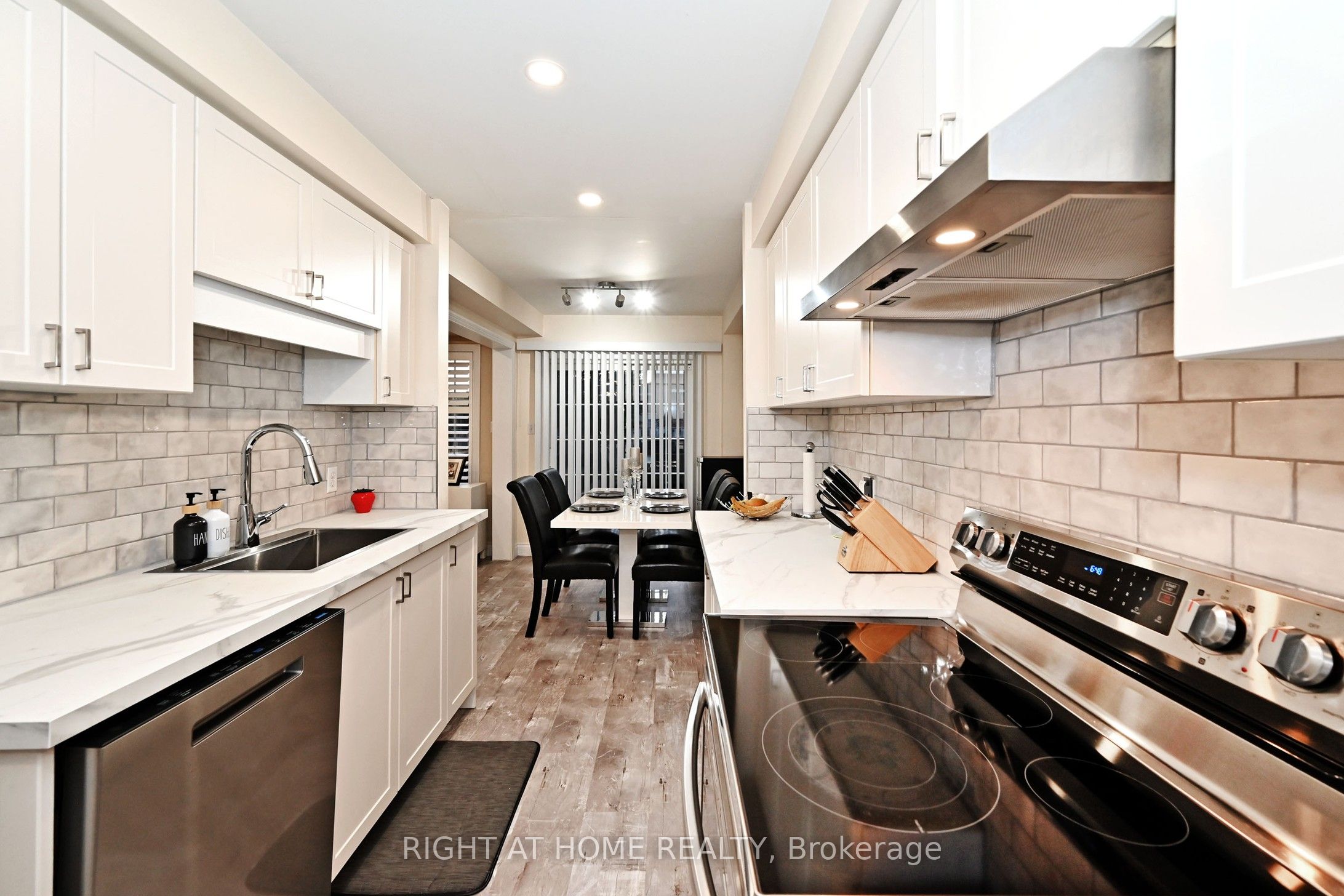 73 Bloomgate Crescent Property Photo 21