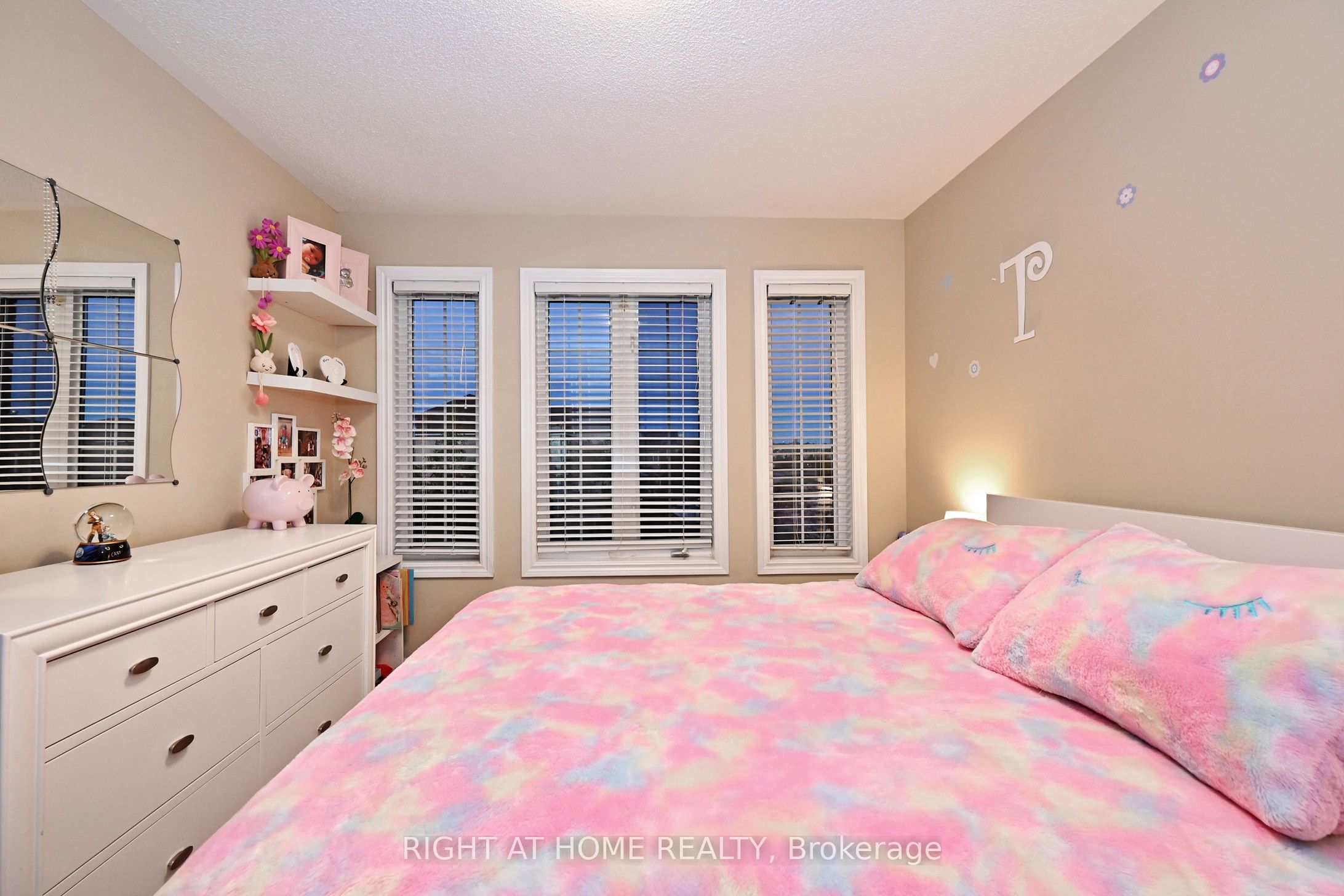73 Bloomgate Crescent Property Photo 35