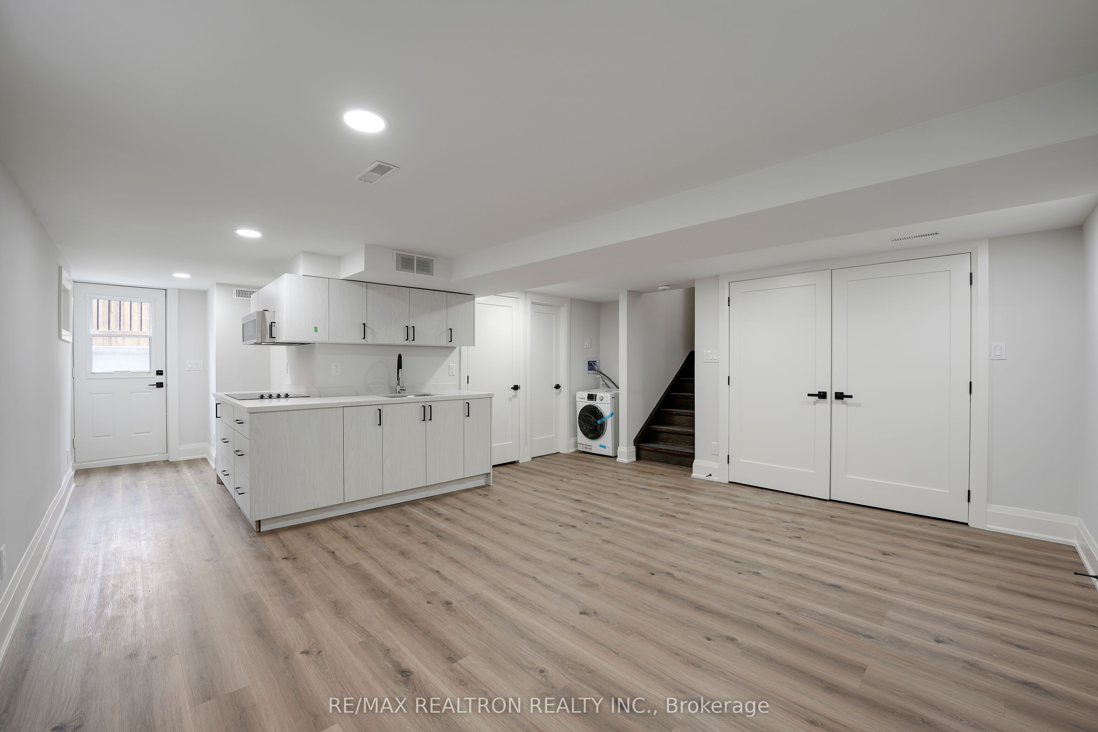 105 Murray Drive Property Photo 34