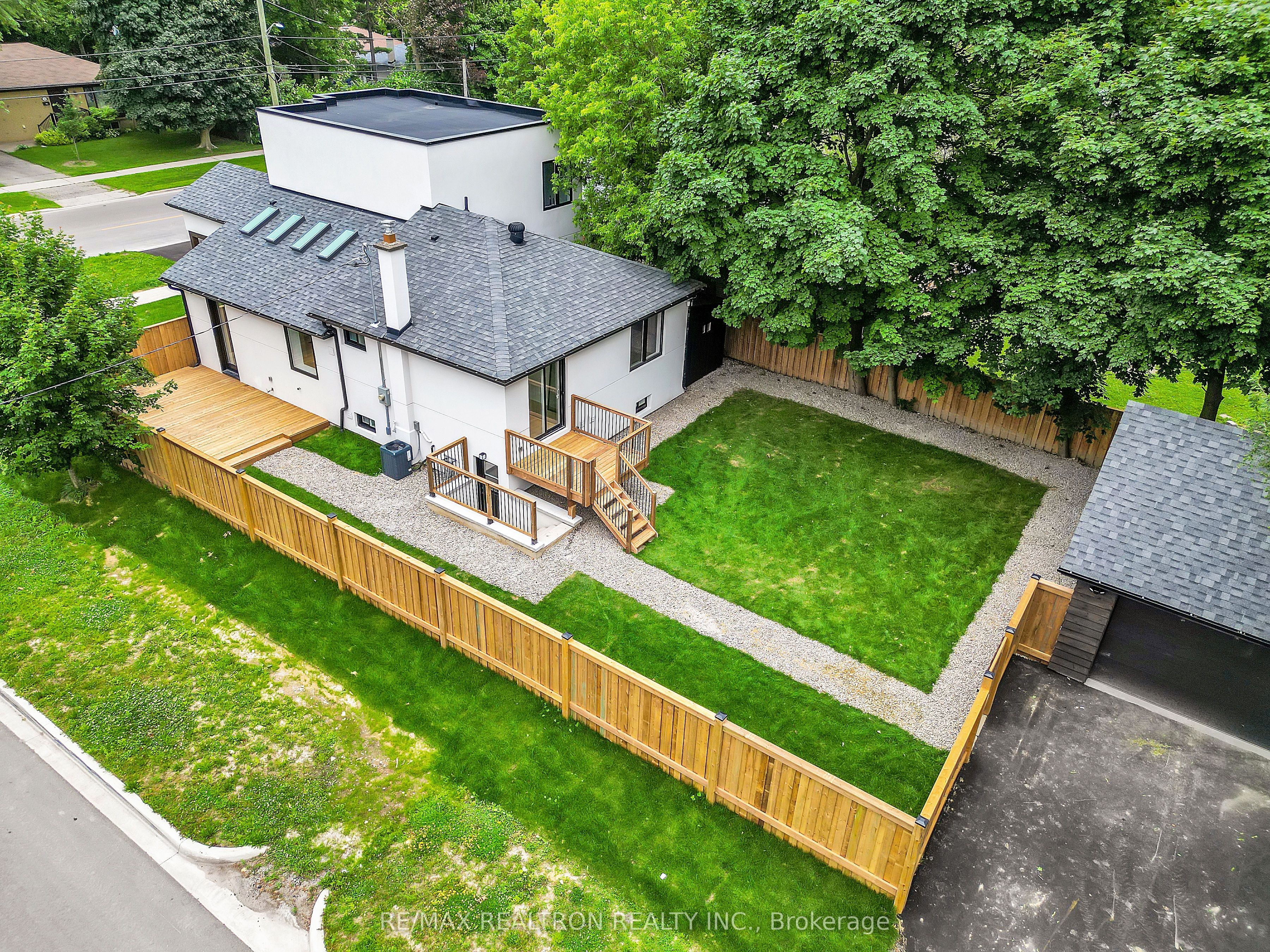 105 Murray Drive Property Photo 46