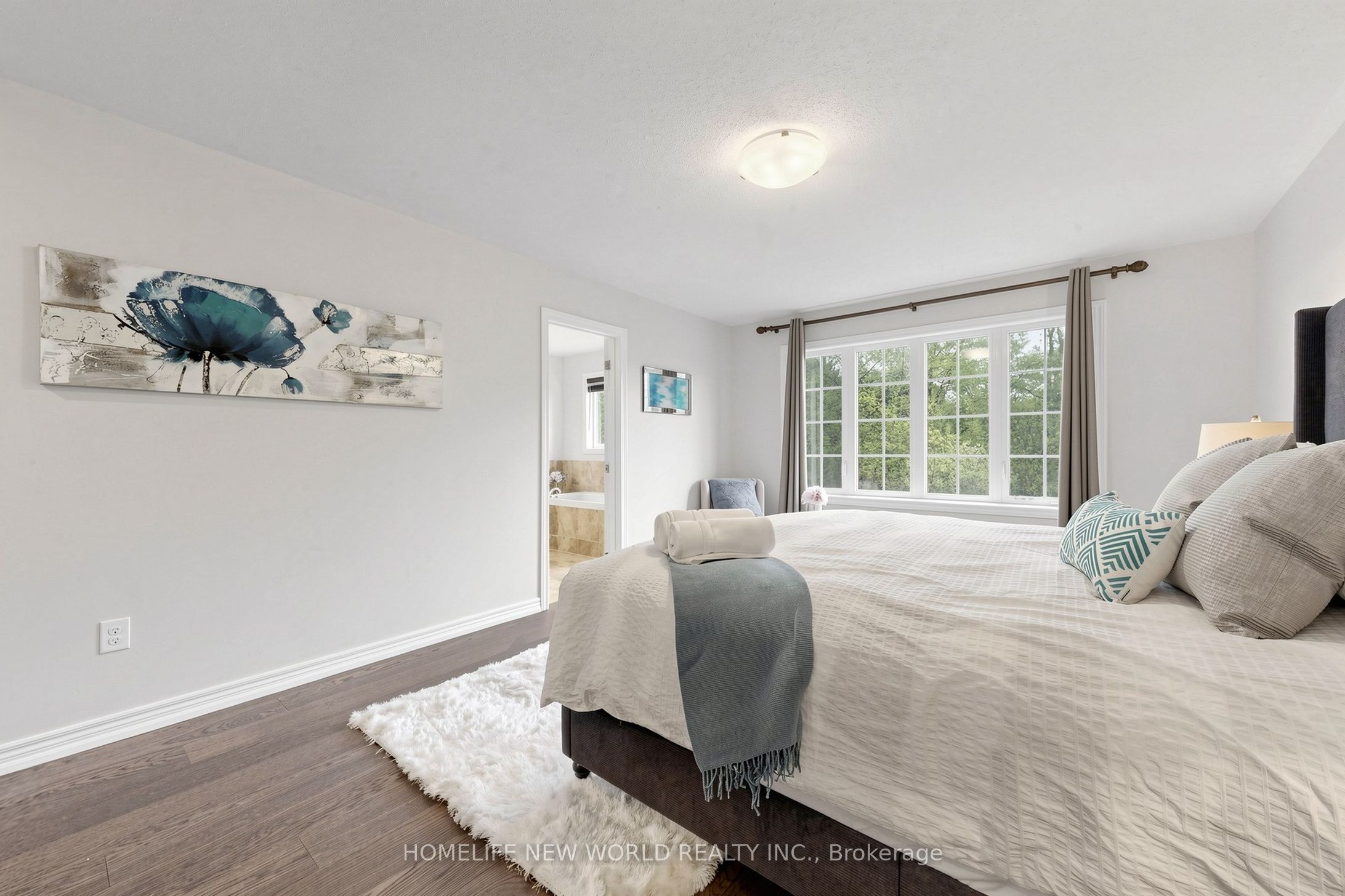 208 Hunting Ridges Drive Property Photo 14