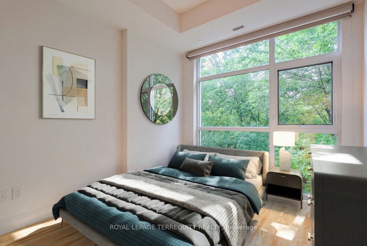 8763 Bayview Avenue 230 Property Photo 6