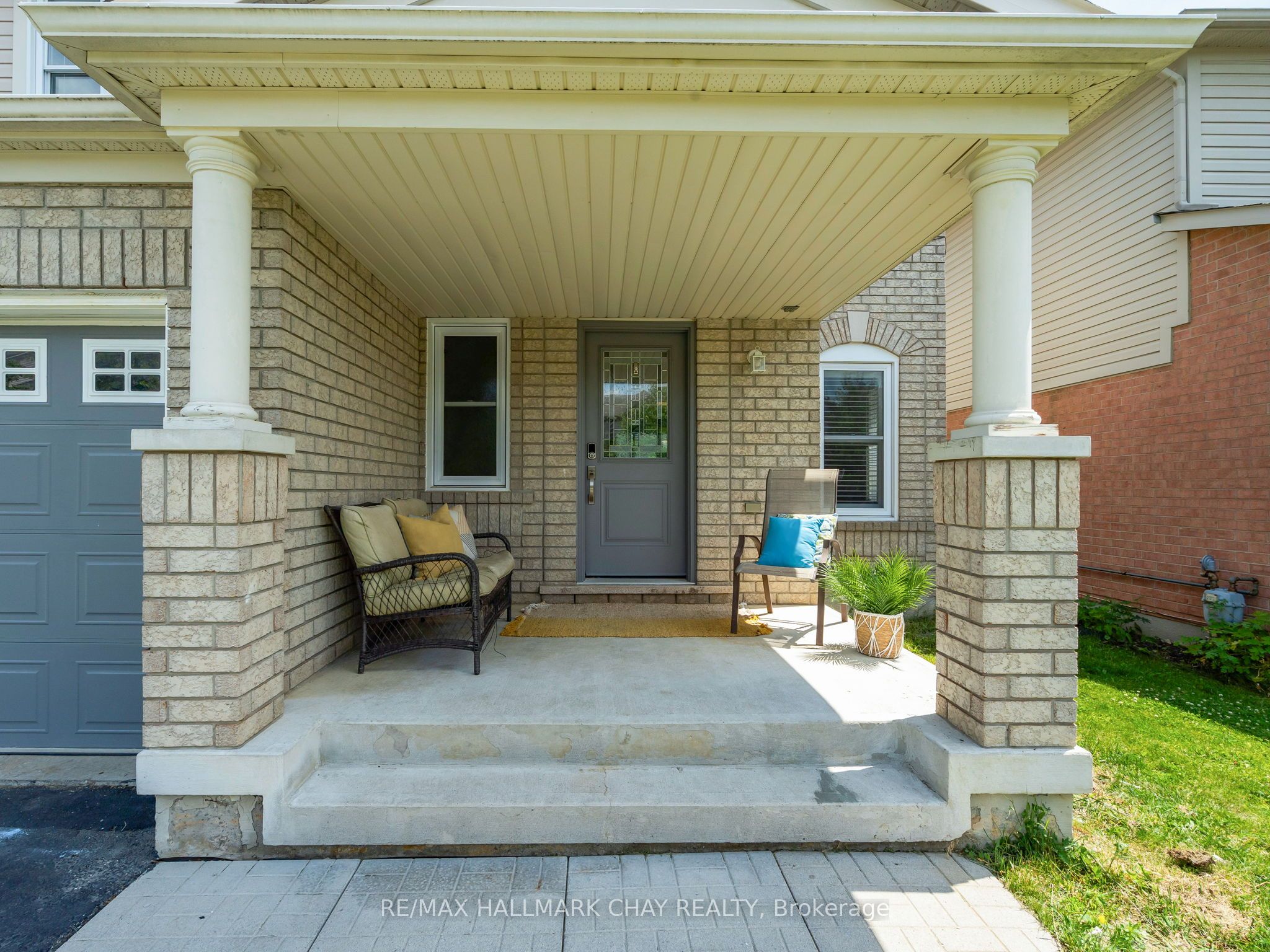 19 Callander Crescent Property Photo 6