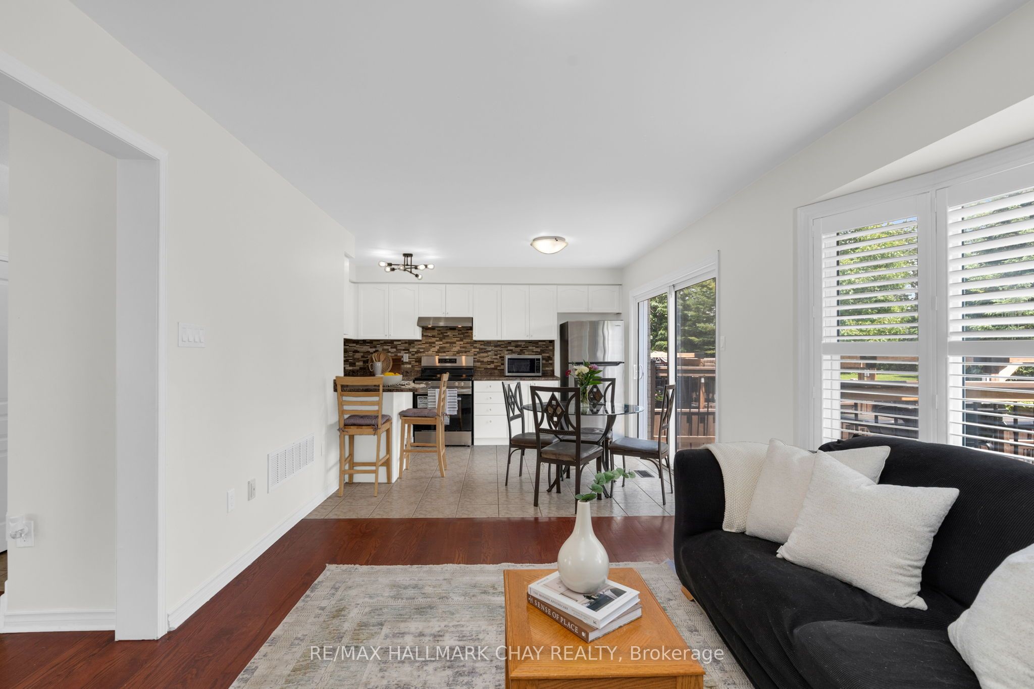 19 Callander Crescent Property Photo 12