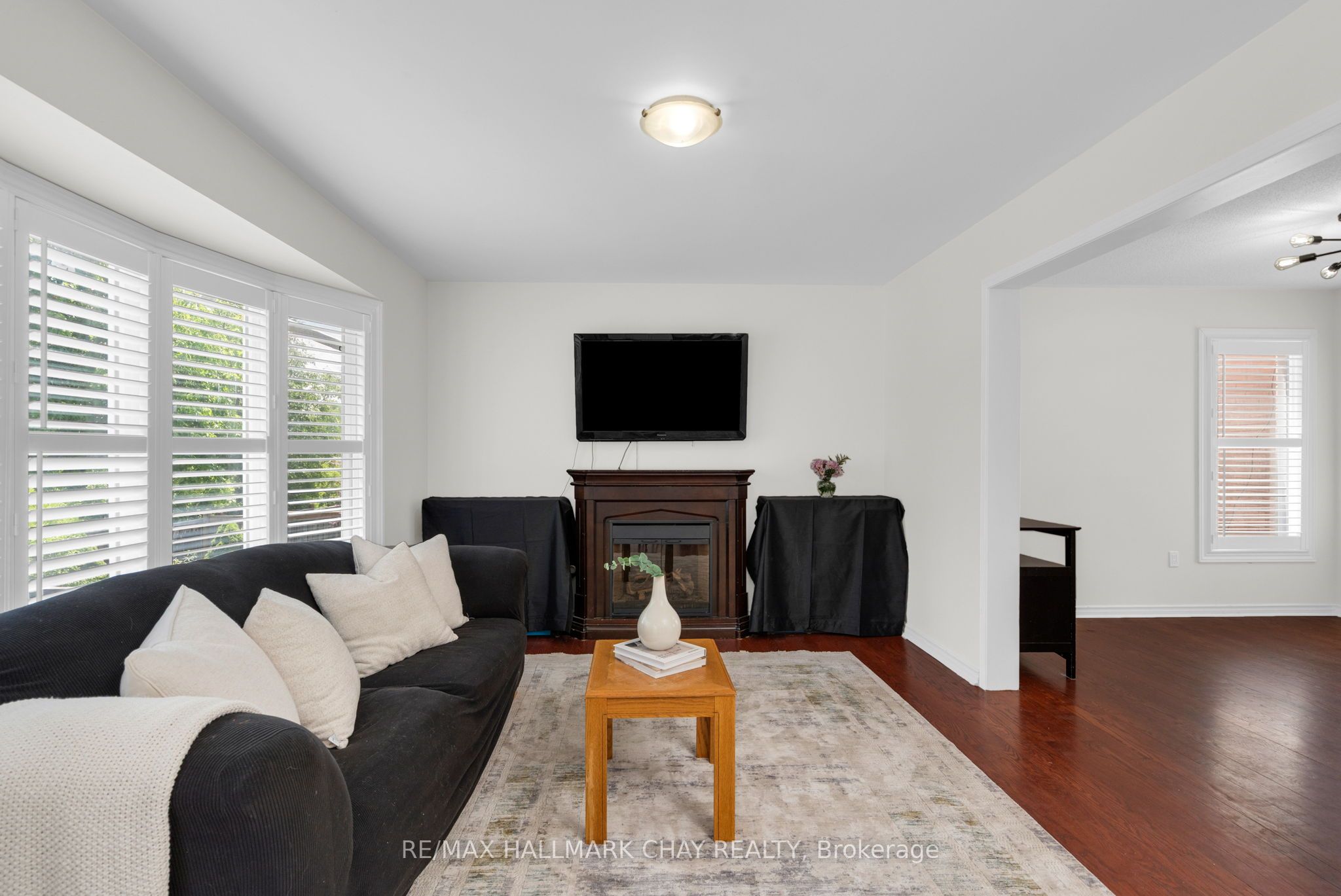 19 Callander Crescent Property Photo 13
