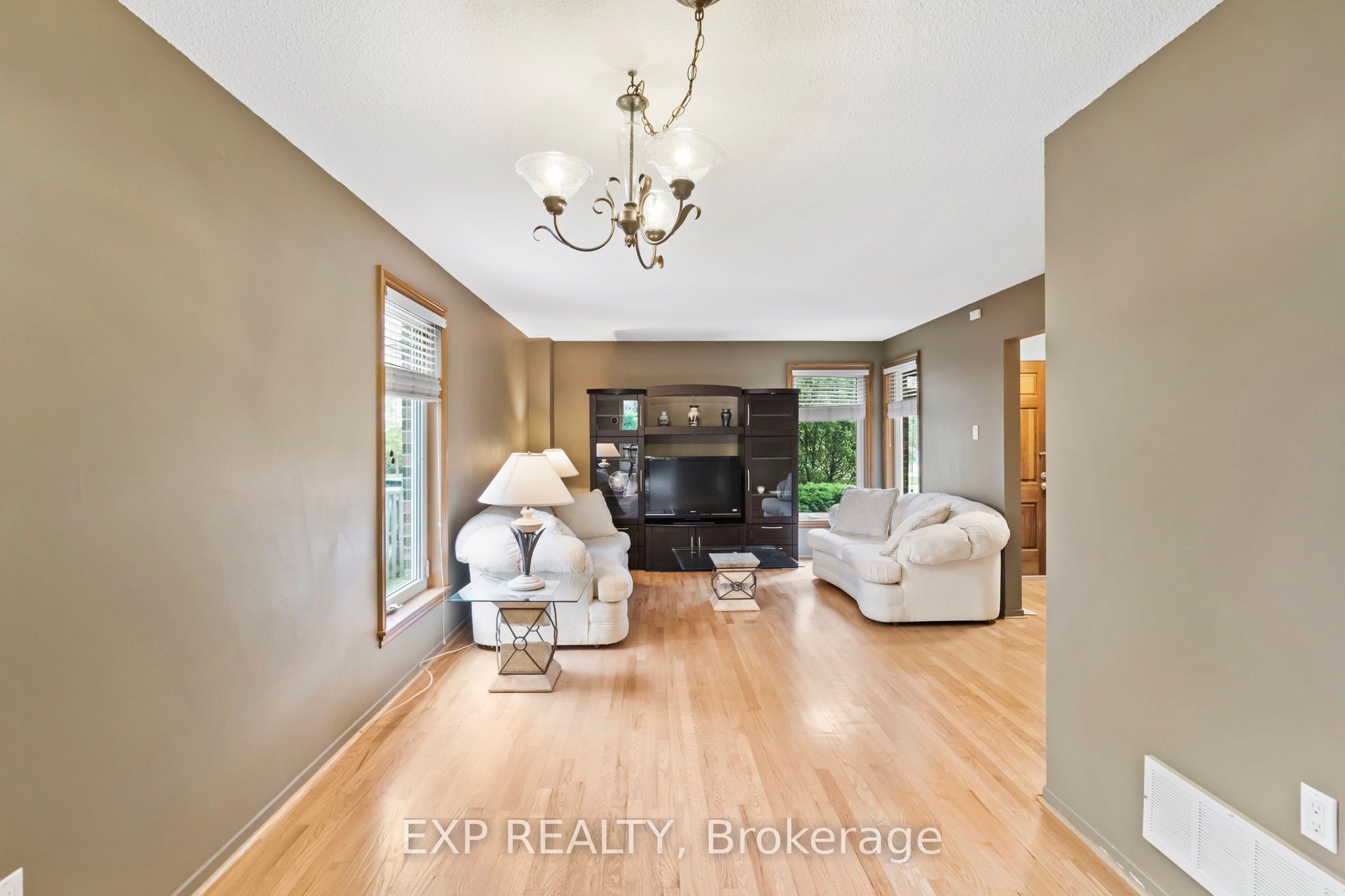 25 Lilac Avenue Property Photo 8
