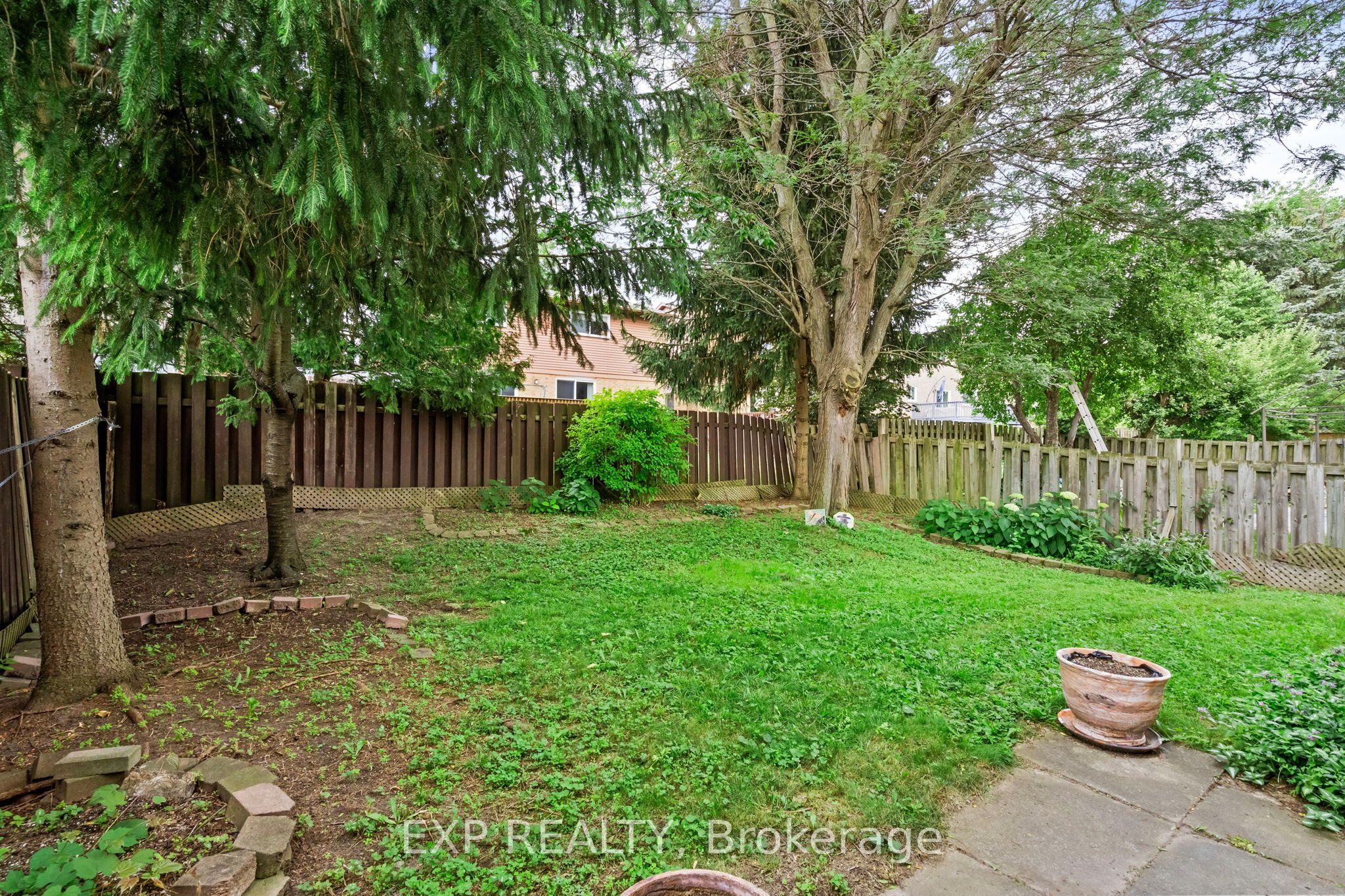 25 Lilac Avenue Property Photo 41