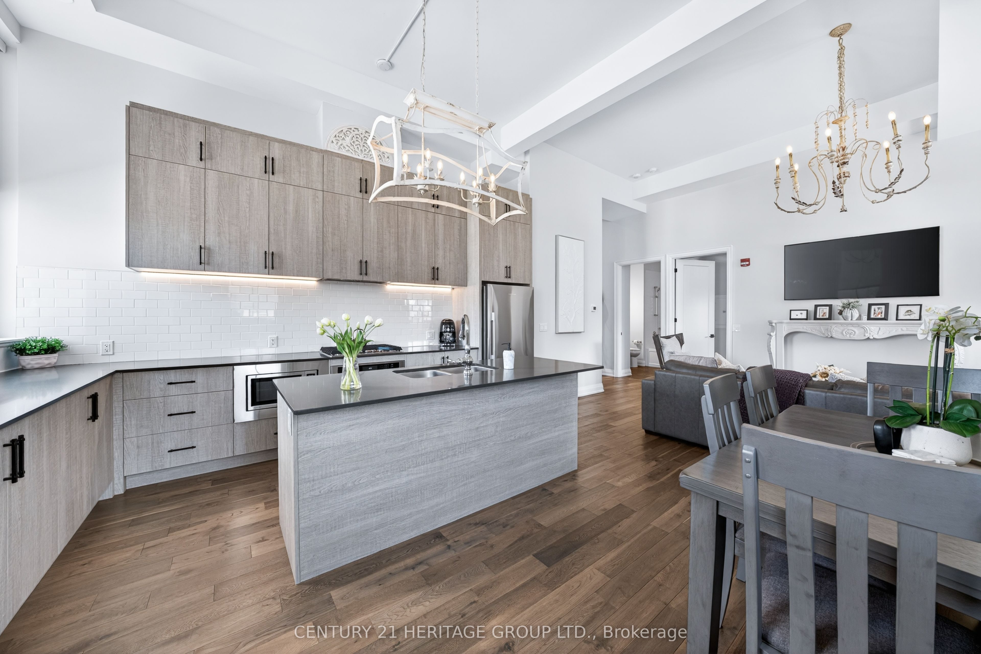 400 Park Avenue 304 Property Photo 15