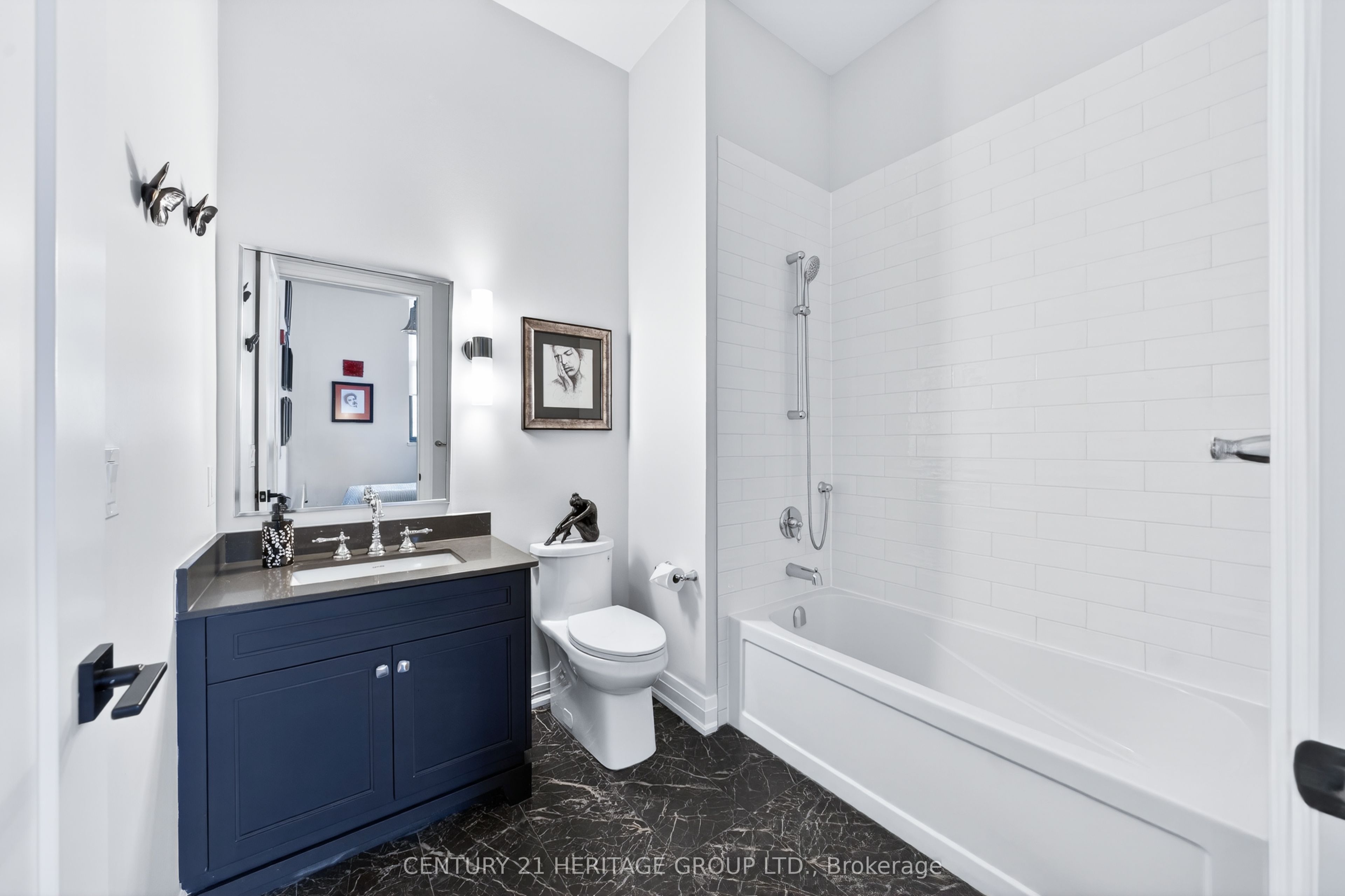 400 Park Avenue 304 Property Photo 23