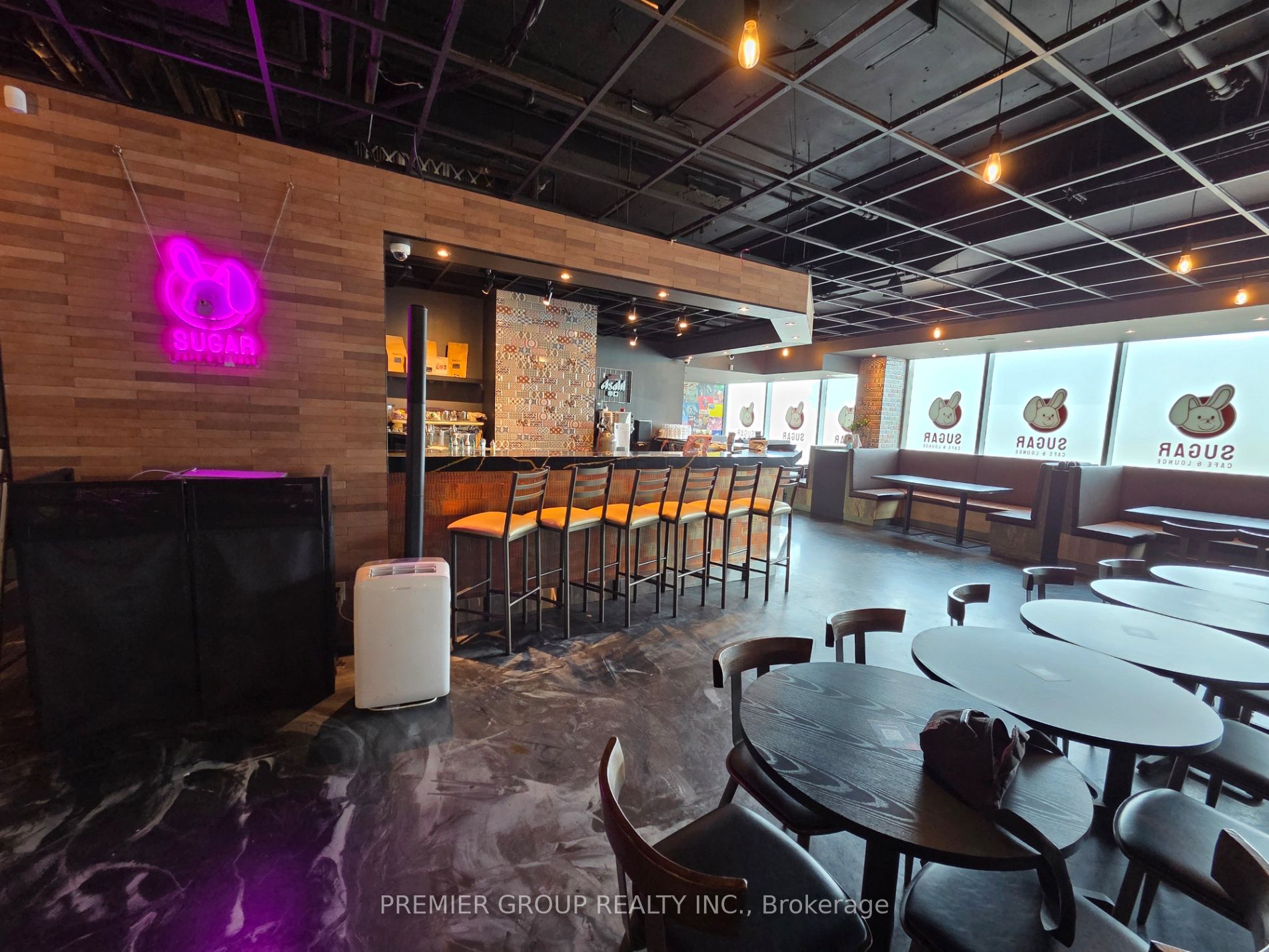 550 Highway 7 E 281-283 Property Photo 12