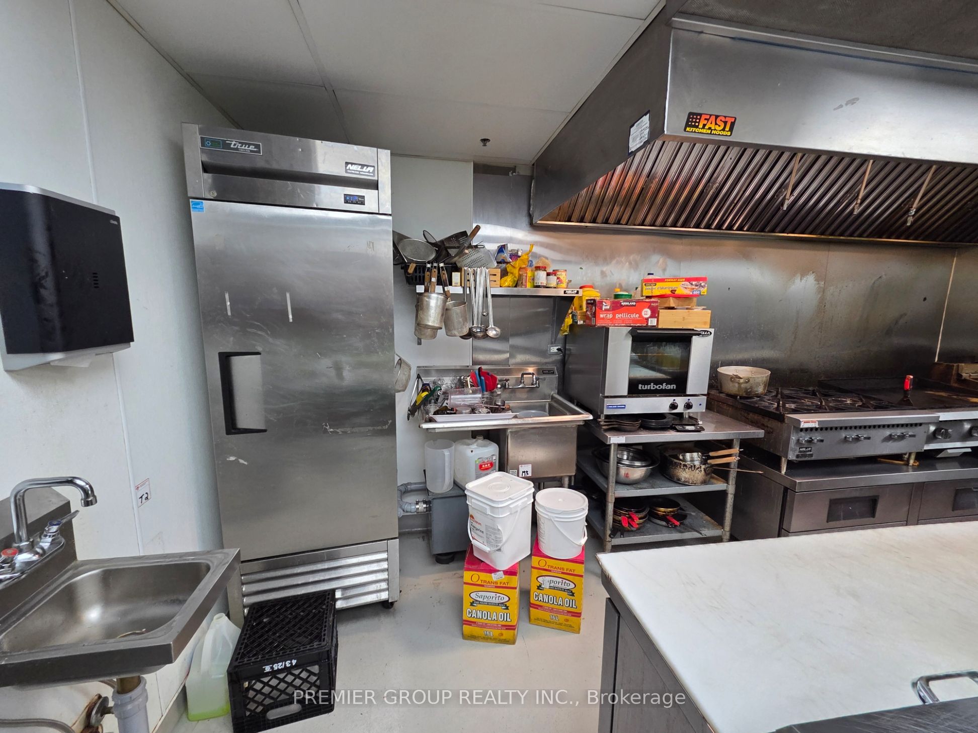 550 Highway 7 E 281-283 Property Photo 29