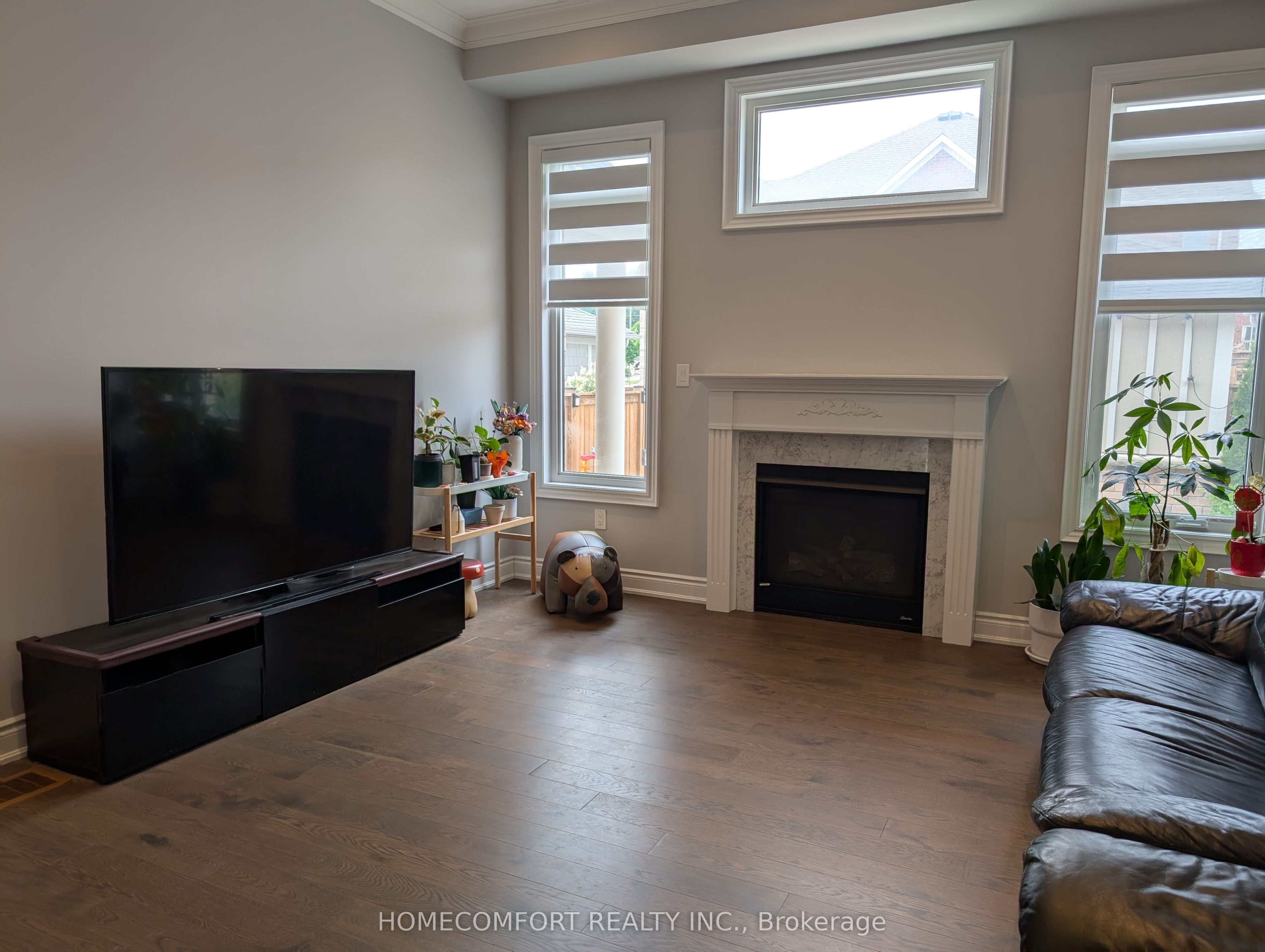 230 Paradelle Drive Property Photo 17