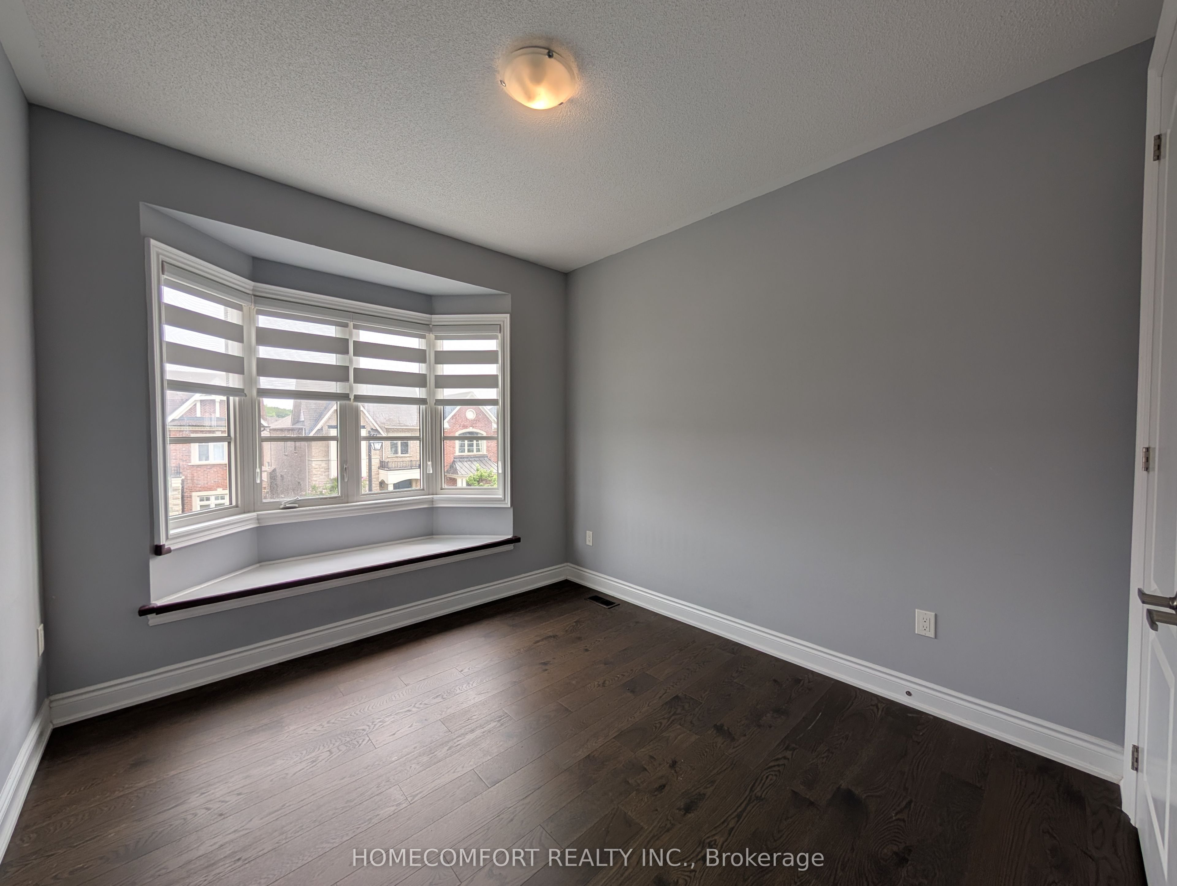 230 Paradelle Drive Property Photo 27