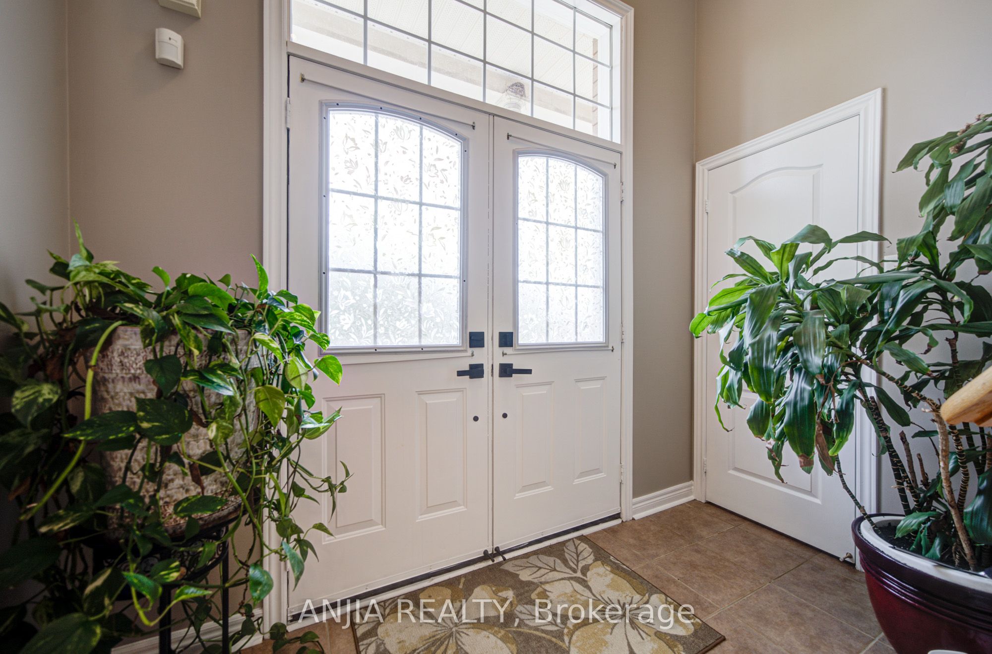 43 Manley Avenue Property Photo 3