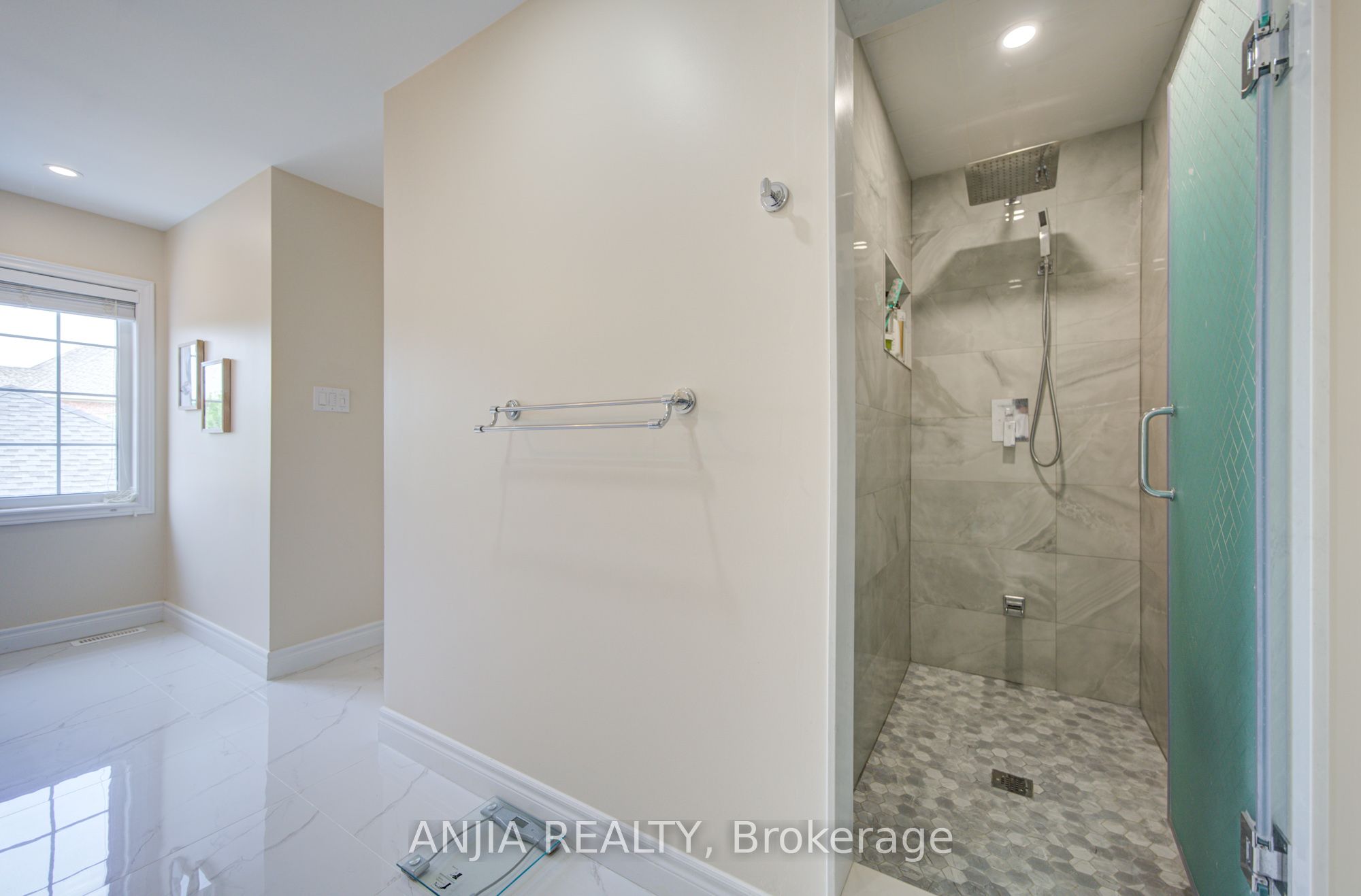 43 Manley Avenue Property Photo 34