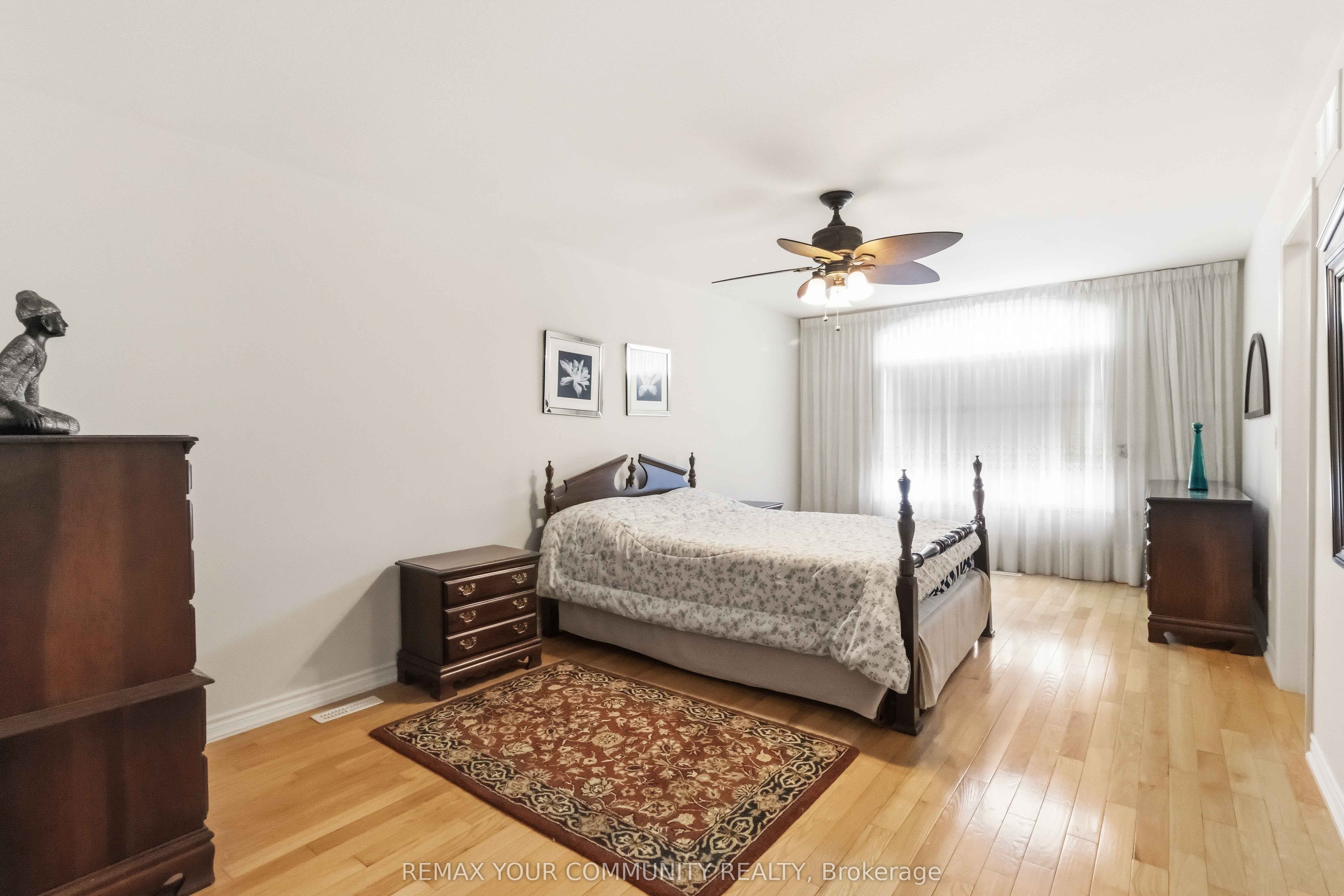 40 Hunterwood Chase Property Photo 22