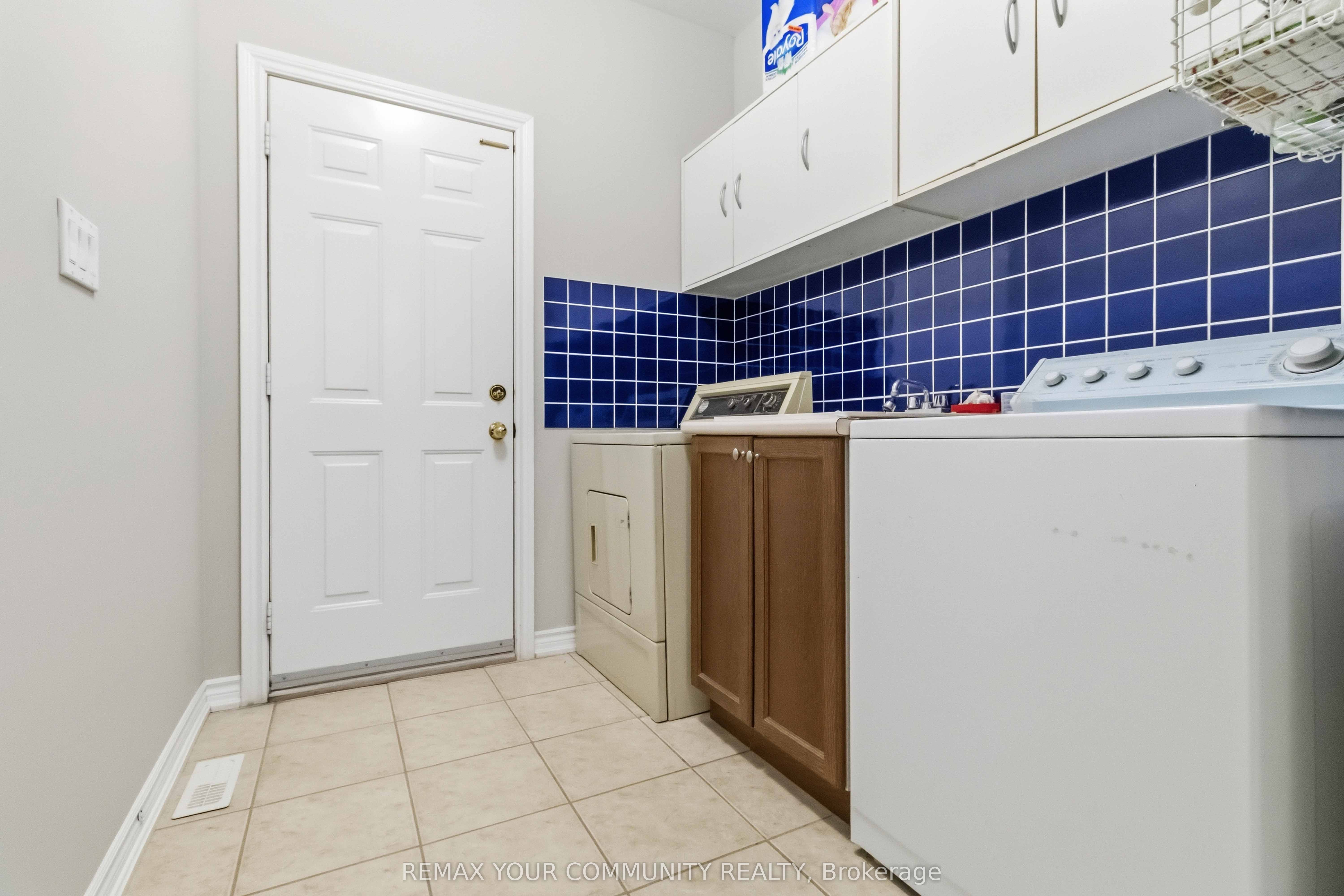40 Hunterwood Chase Property Photo 26