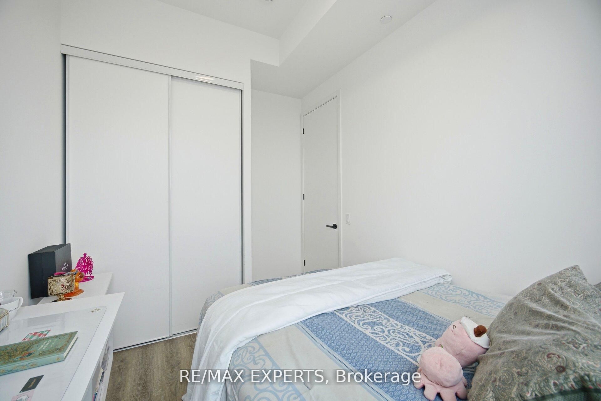8 Interchange Way 2702 Property Photo 29