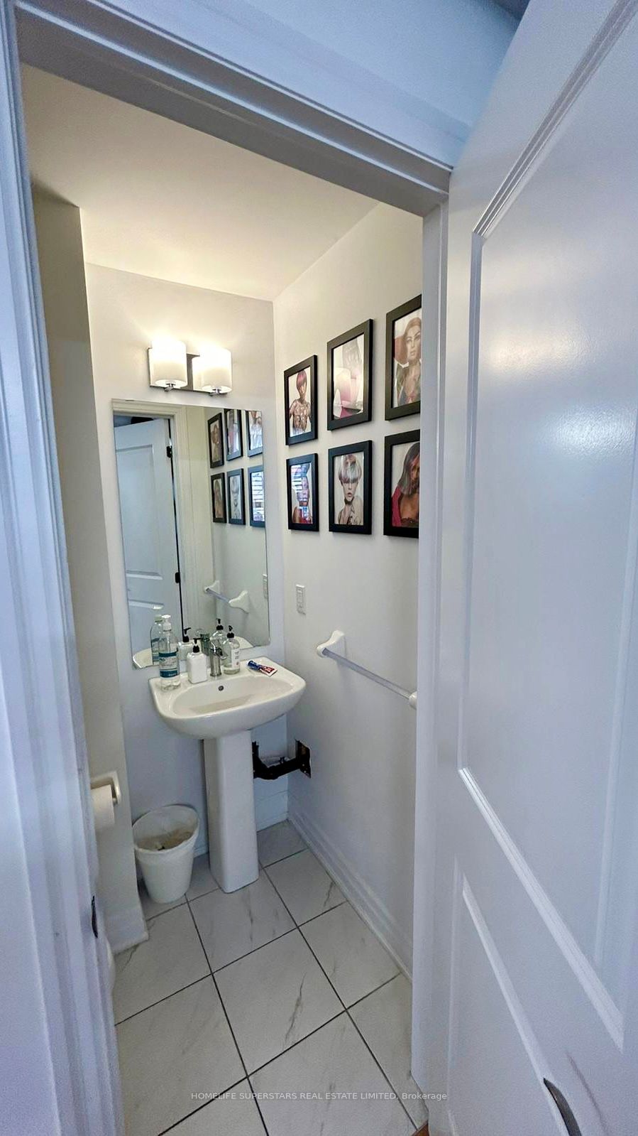 2271 Major Mackenzie Drive Property Photo 4