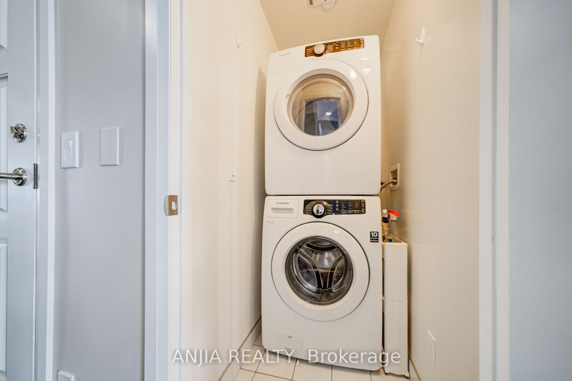 9500 Markham Road 1706 Property Photo 15
