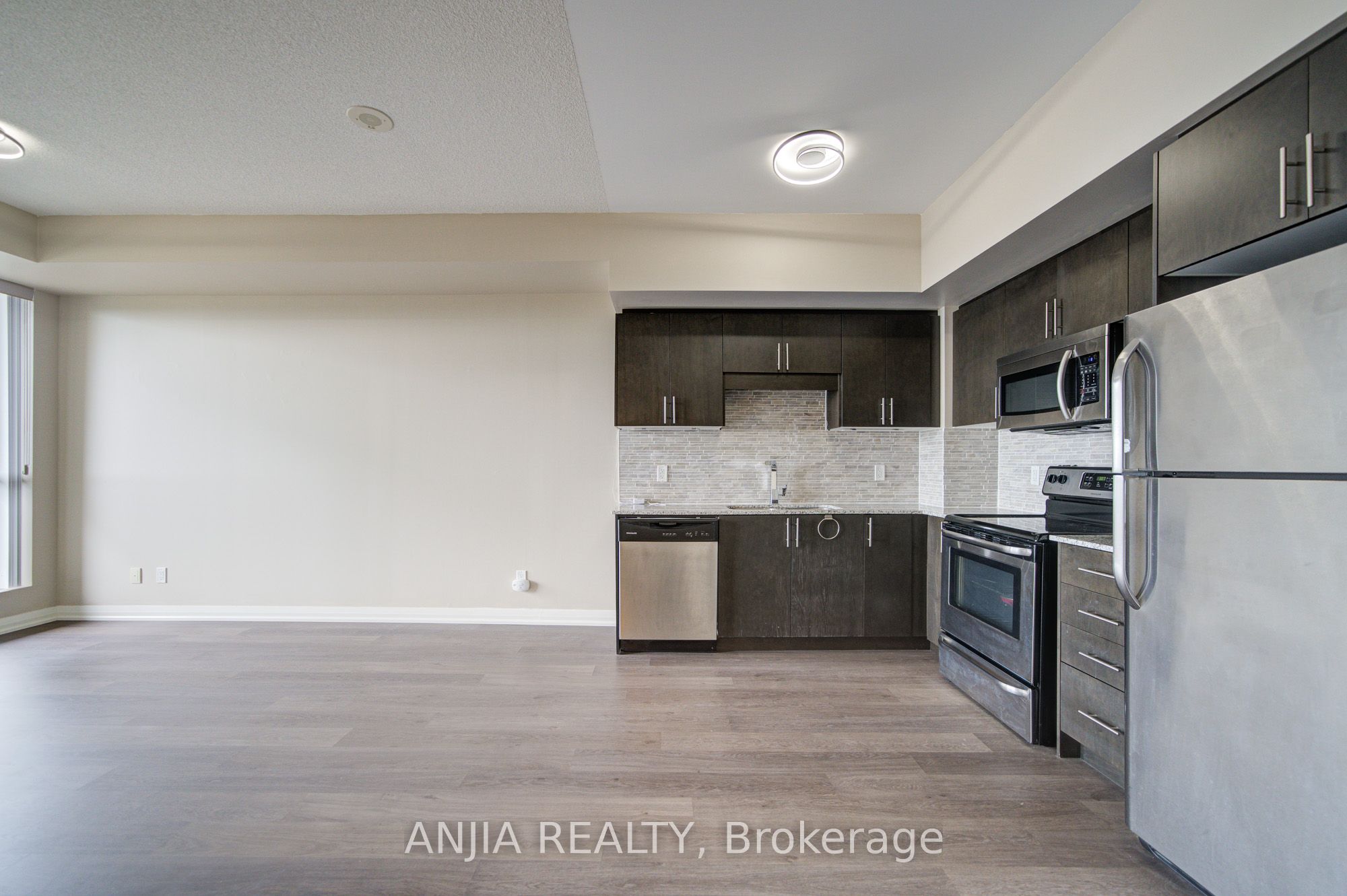 9500 Markham Road 1706 Property Photo 17