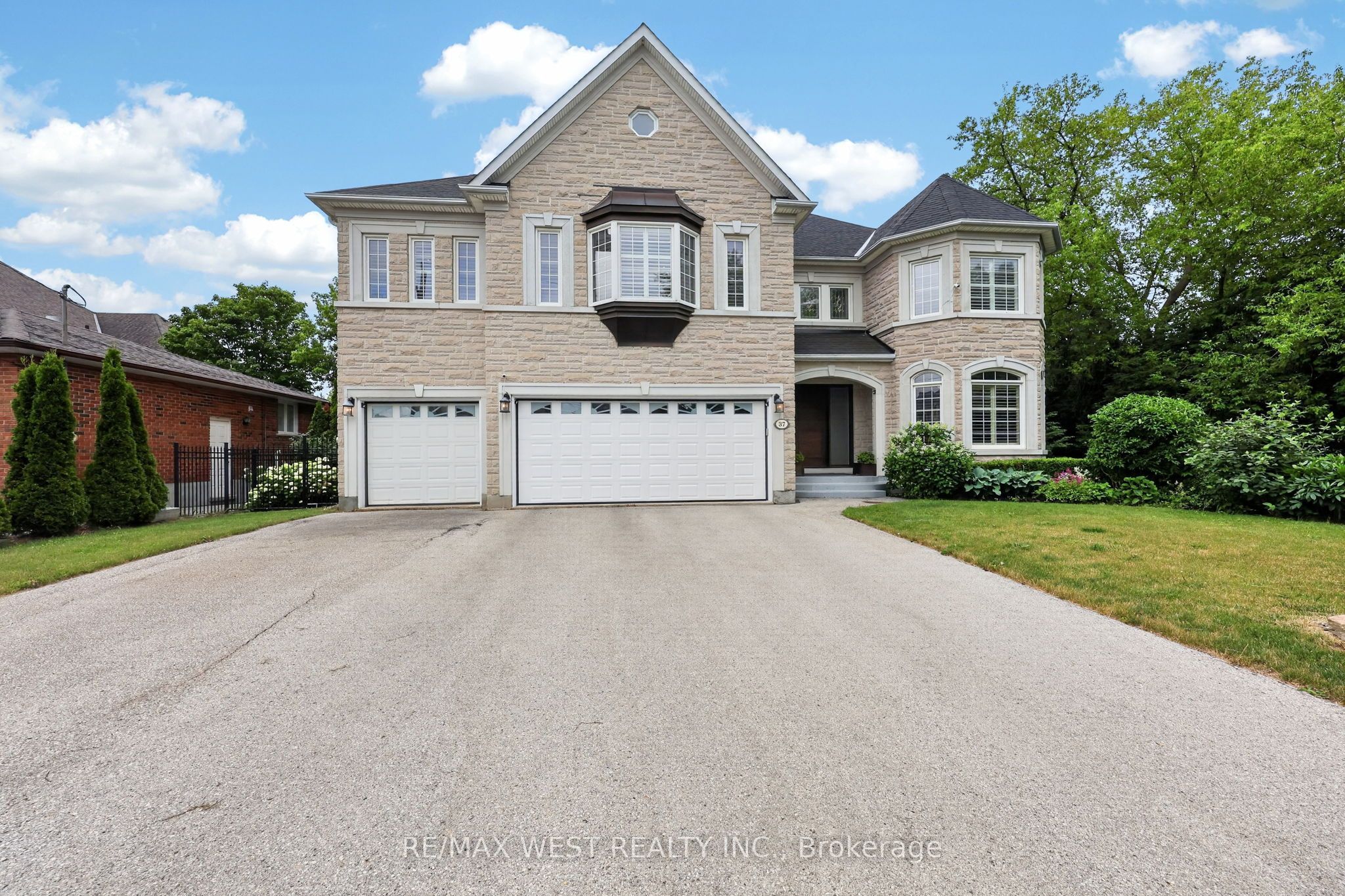 37 Maple Grove Avenue Property Photo 1
