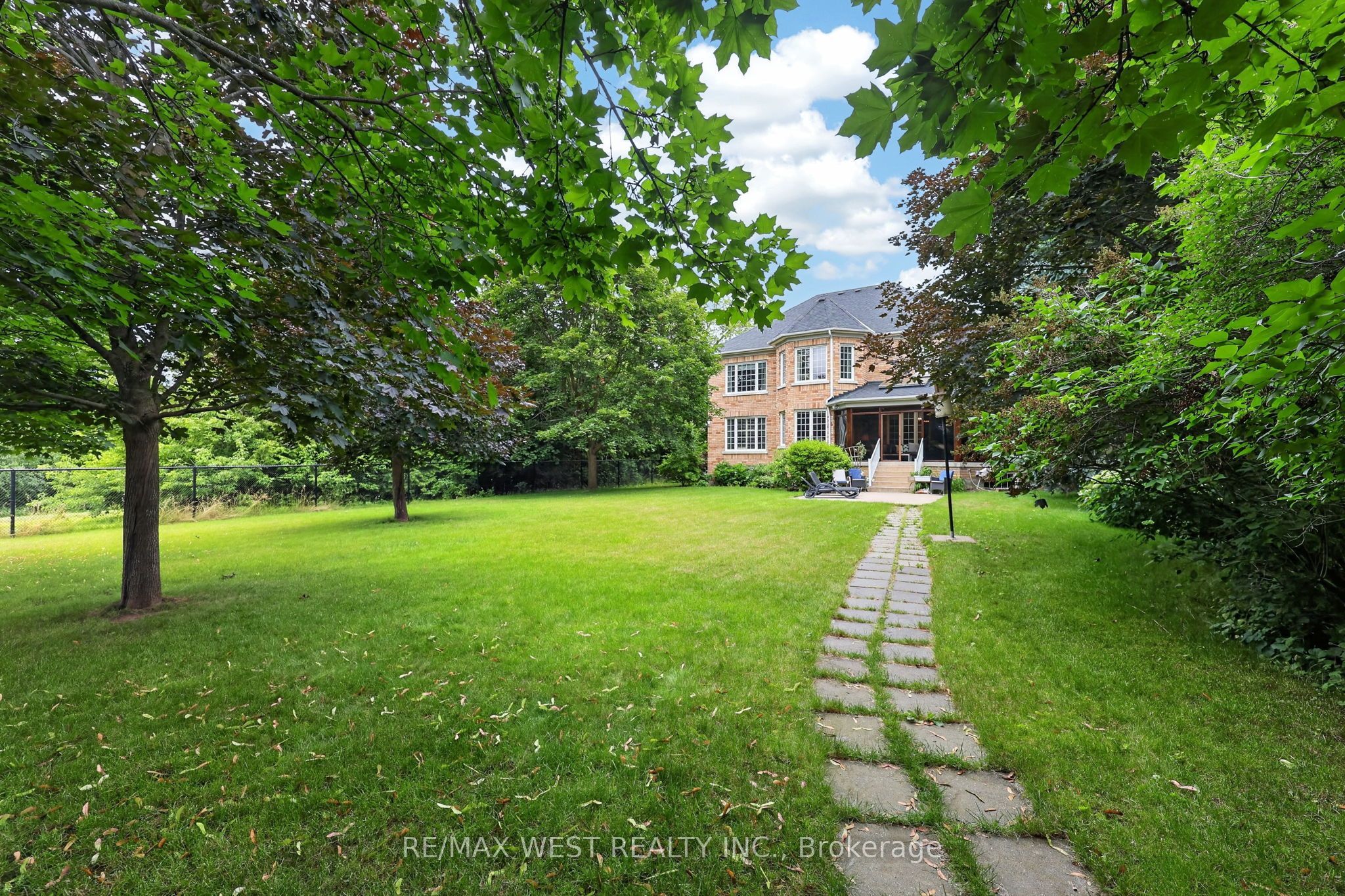37 Maple Grove Avenue Property Photo 48