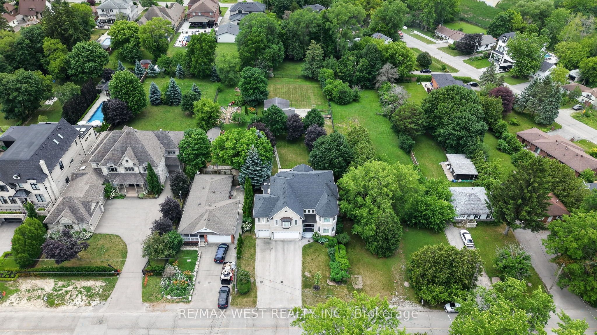37 Maple Grove Avenue Property Photo 50