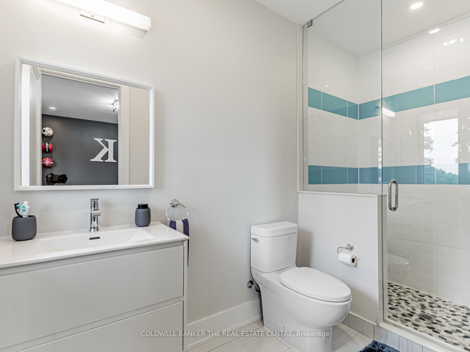 2166 10th Side Road Property Photo 24