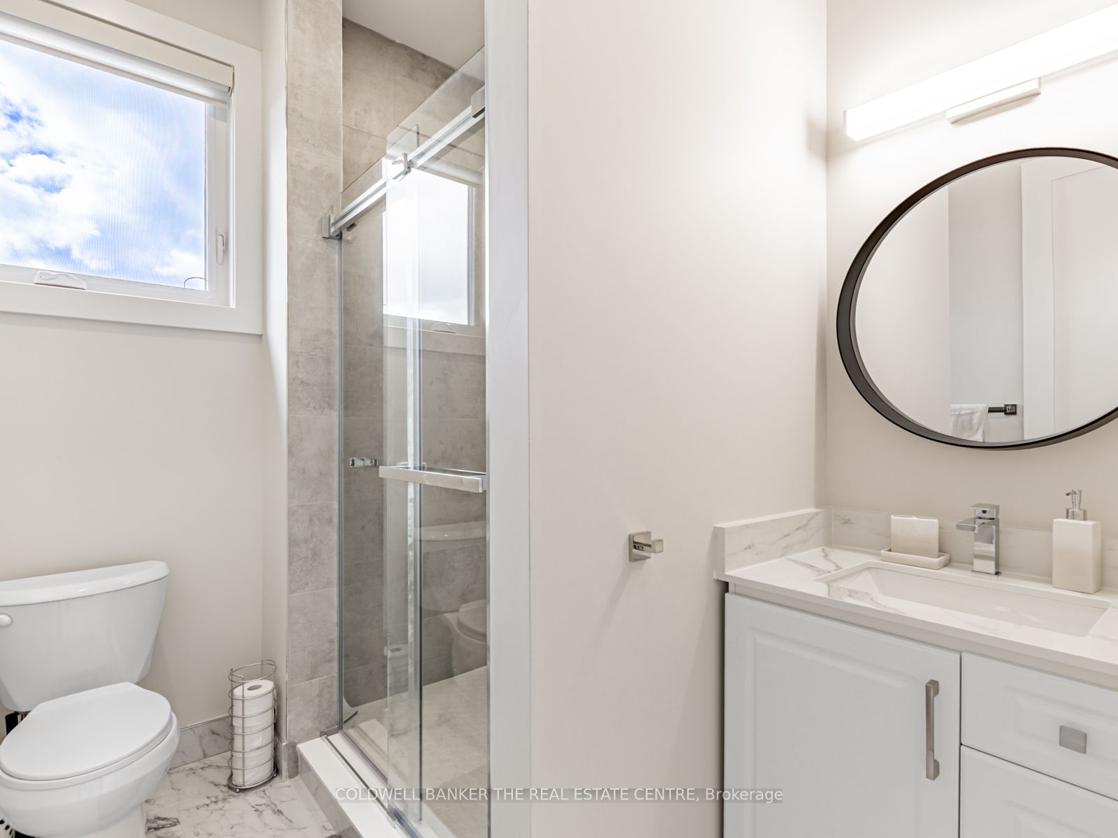 2166 10th Side Road Property Photo 42