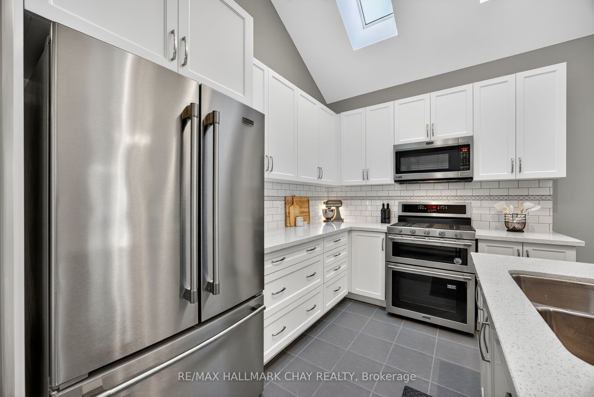 63 Summerhill Drive Property Photo 7