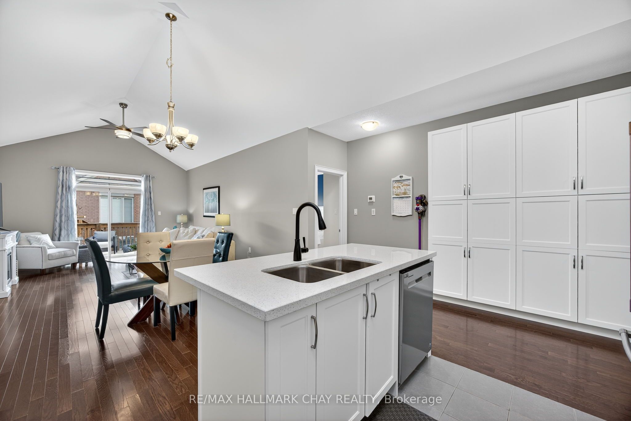 63 Summerhill Drive Property Photo 8