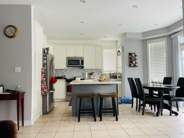 376 Vellore Avenue Property Photo 8