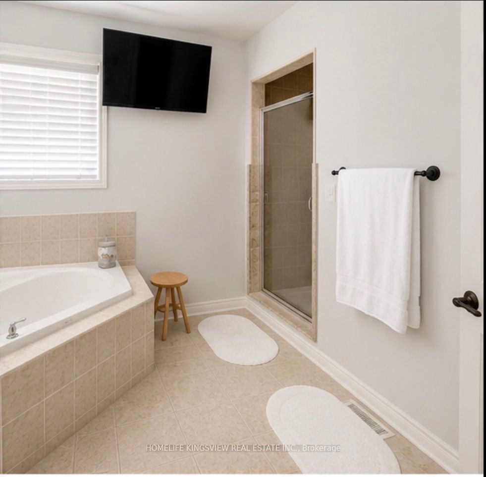 376 Vellore Avenue Property Photo 21